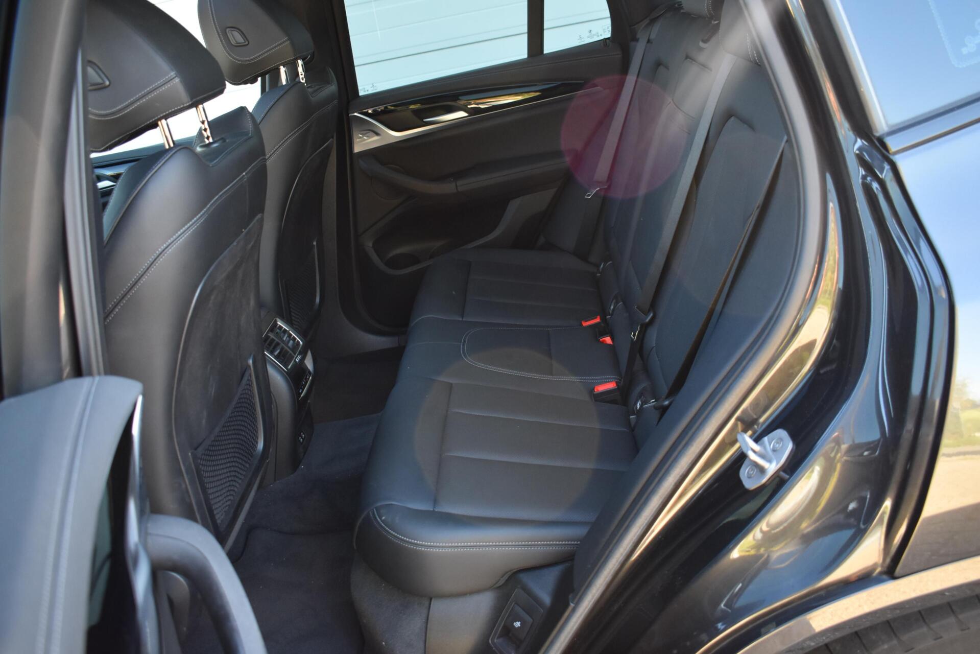 Foto van BMW Ix3