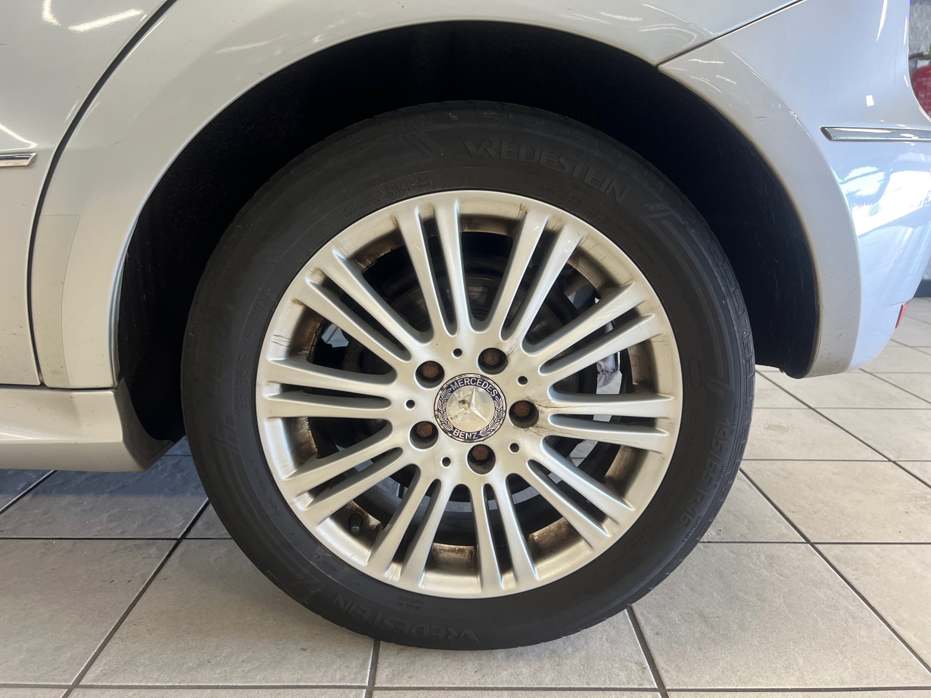 Foto van Mercedes-Benz A 180
