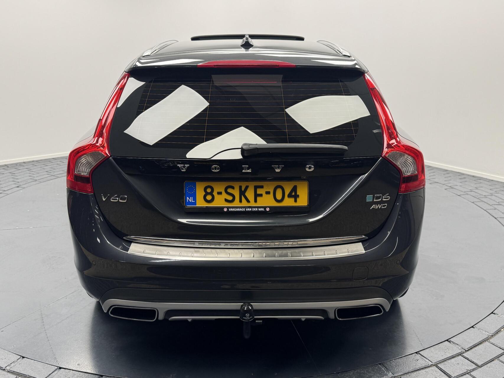 Foto van Volvo V60 Plug In Hybrid