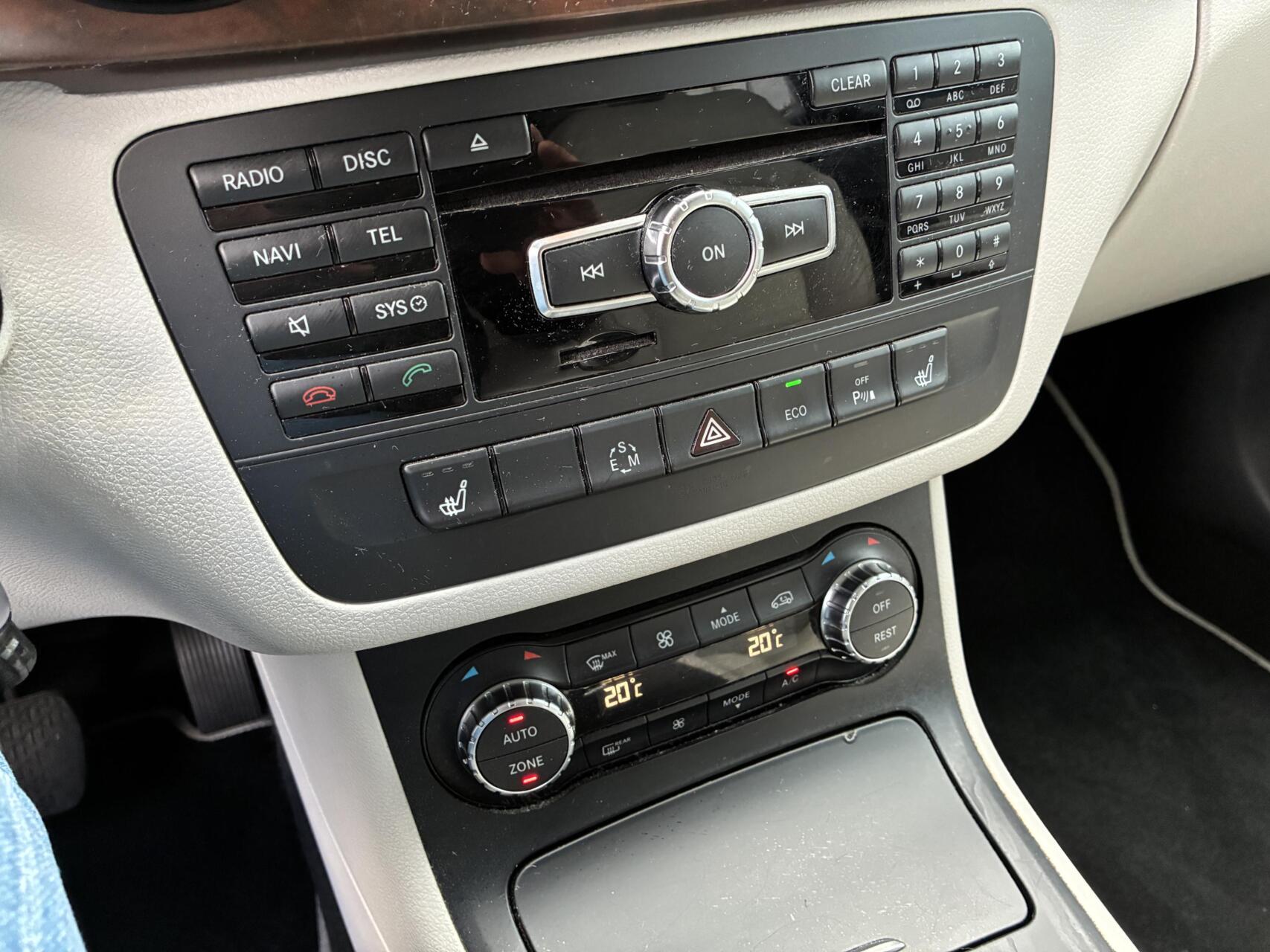 Foto van Mercedes-Benz B 200