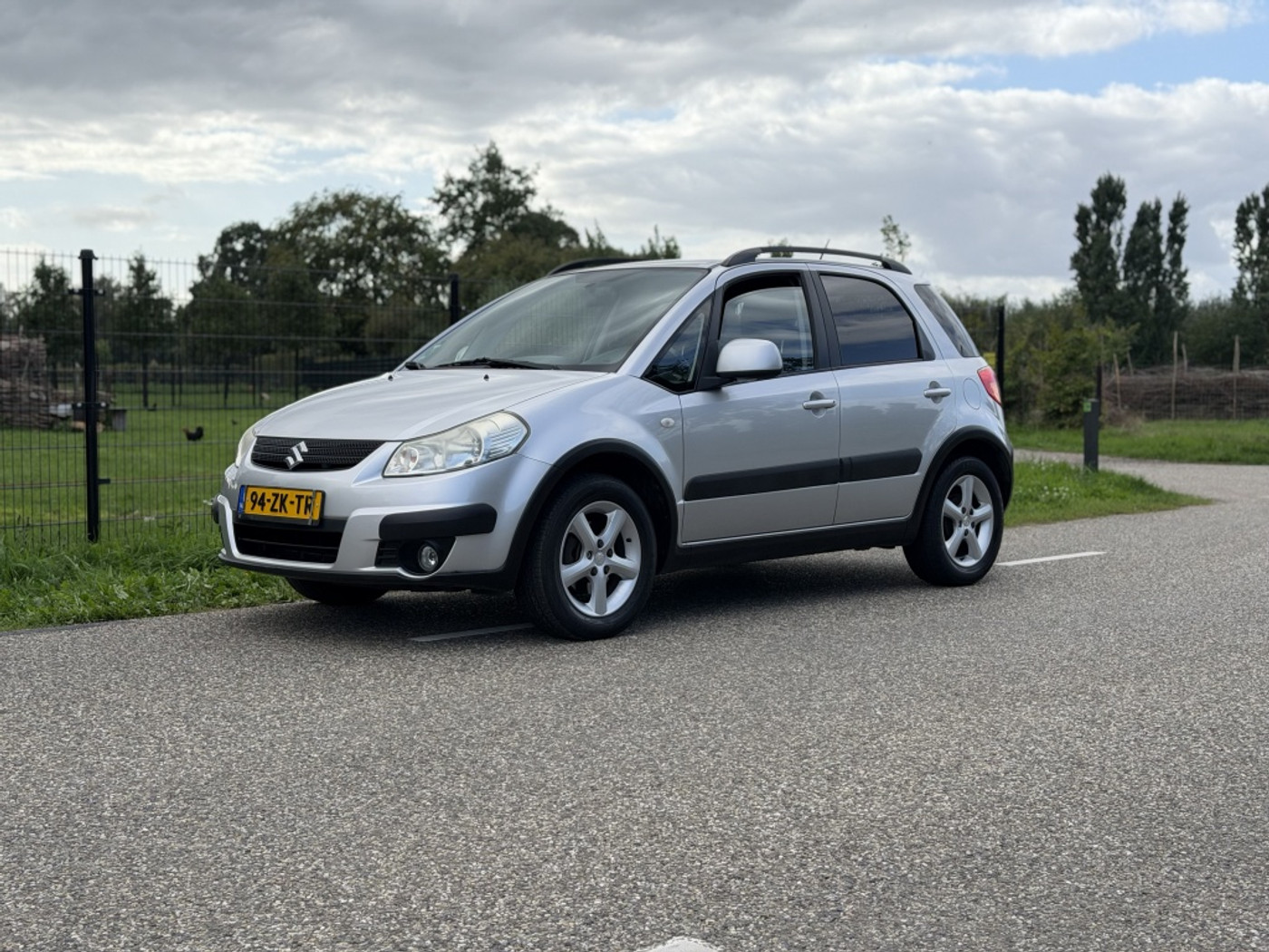 Suzuki Sx4 1.6 Shogun | AIRCO | TREKHAAK | NIUWE APK 2008 - voorkant