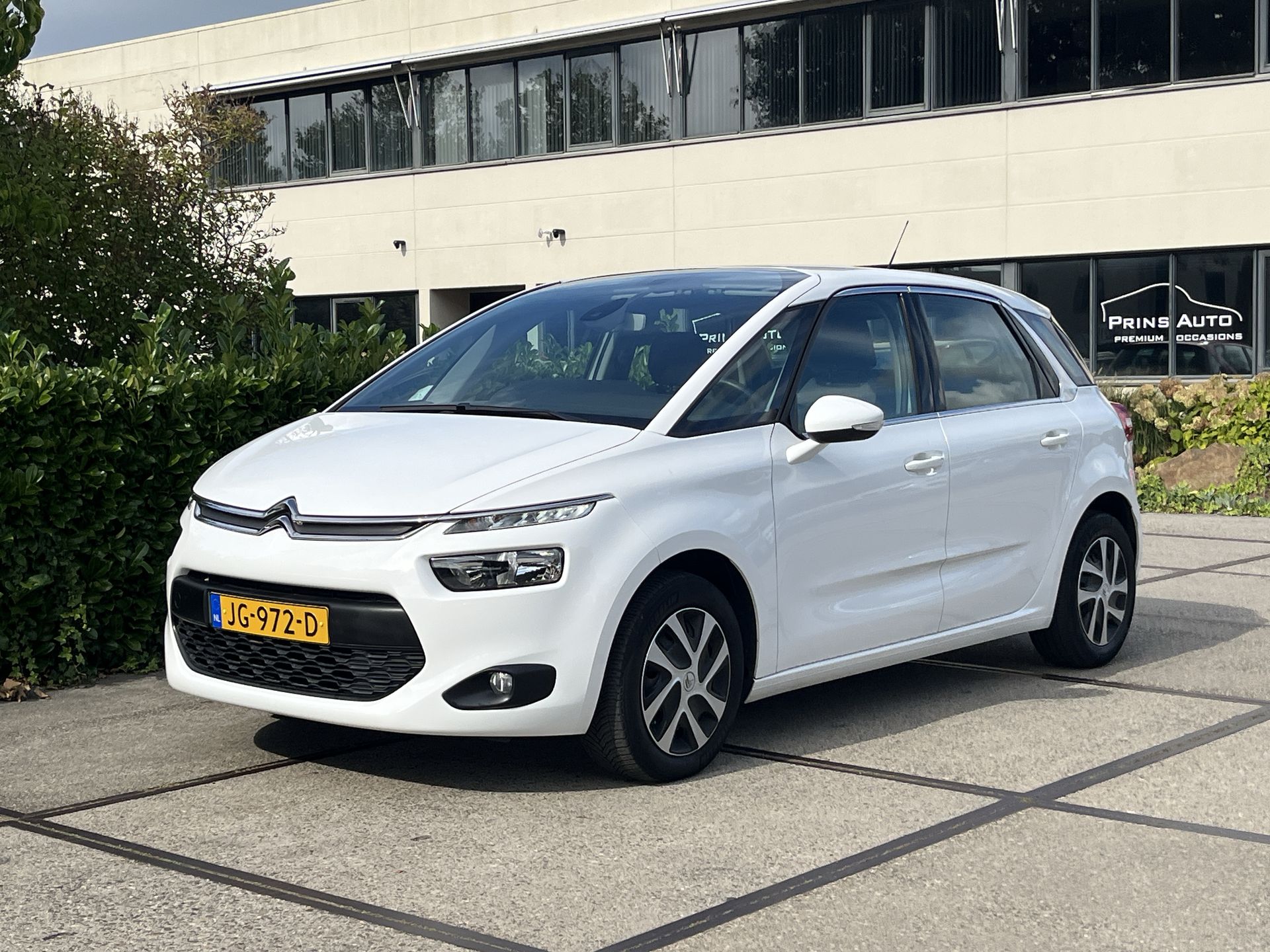 Citroen C4 Picasso 1.2 Selection 2016 - voorkant