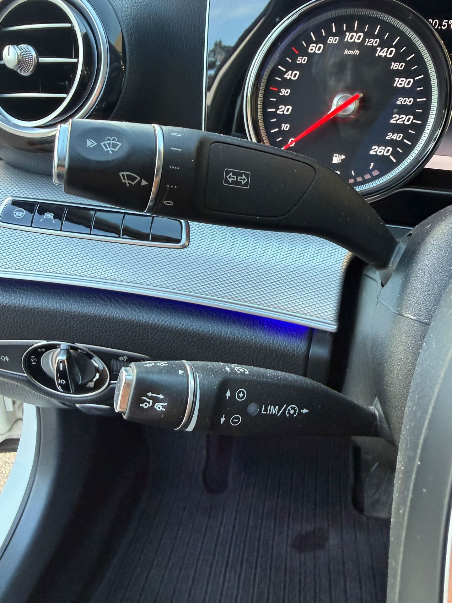 Foto van Mercedes-Benz E 200 4Matic