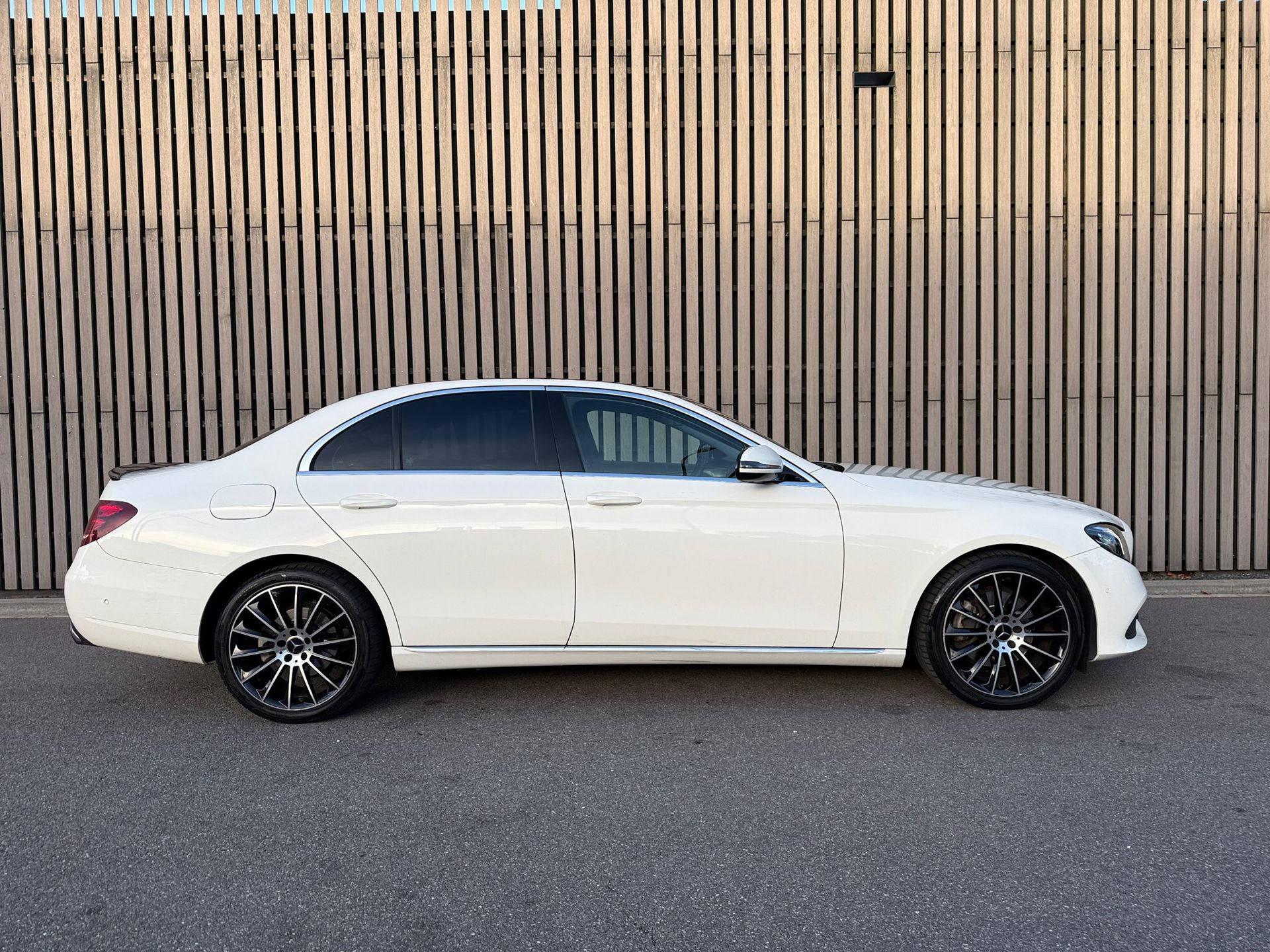 Foto van Mercedes-Benz E 200 4Matic