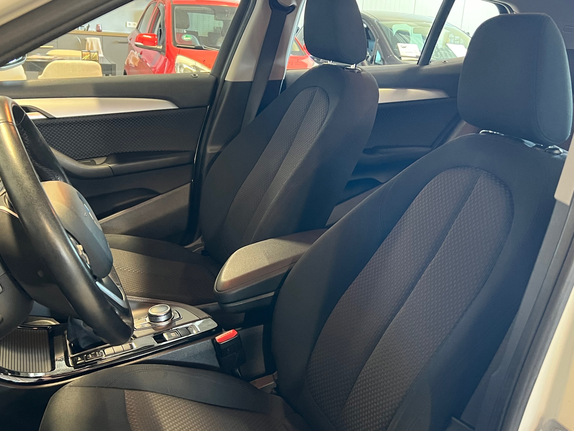Foto van BMW X2 Sdrive18i