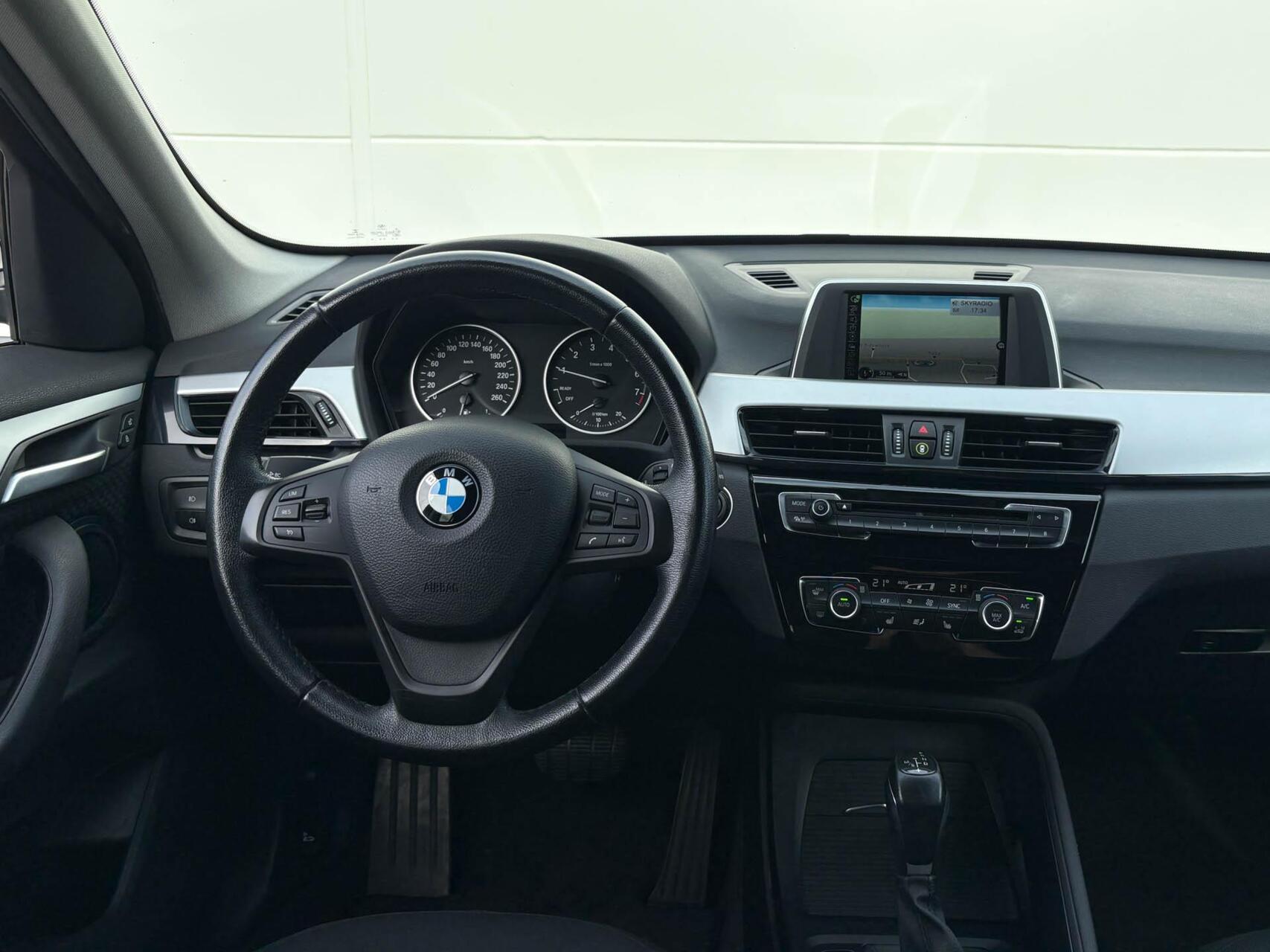 Foto van BMW X1 sDrive 18i