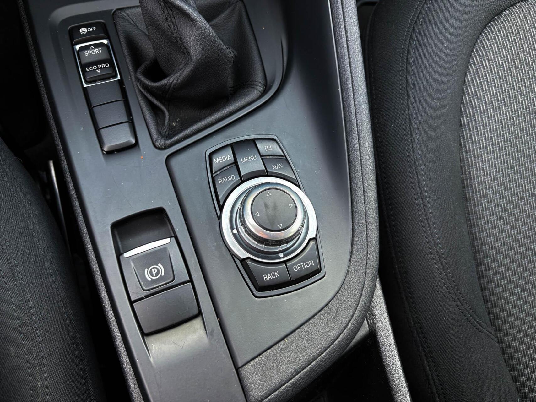 Foto van BMW X1 sDrive 18i