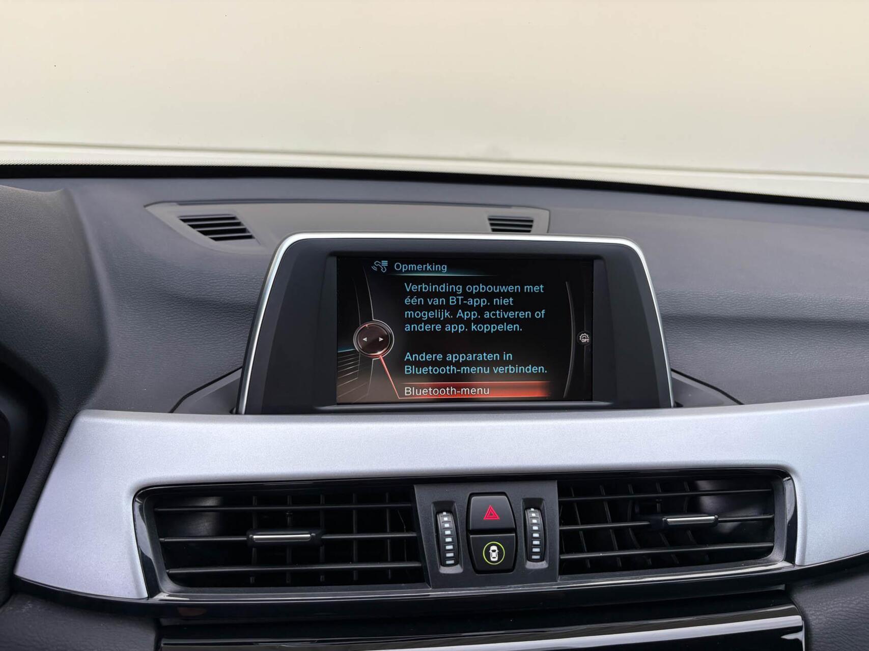 Foto van BMW X1 sDrive 18i