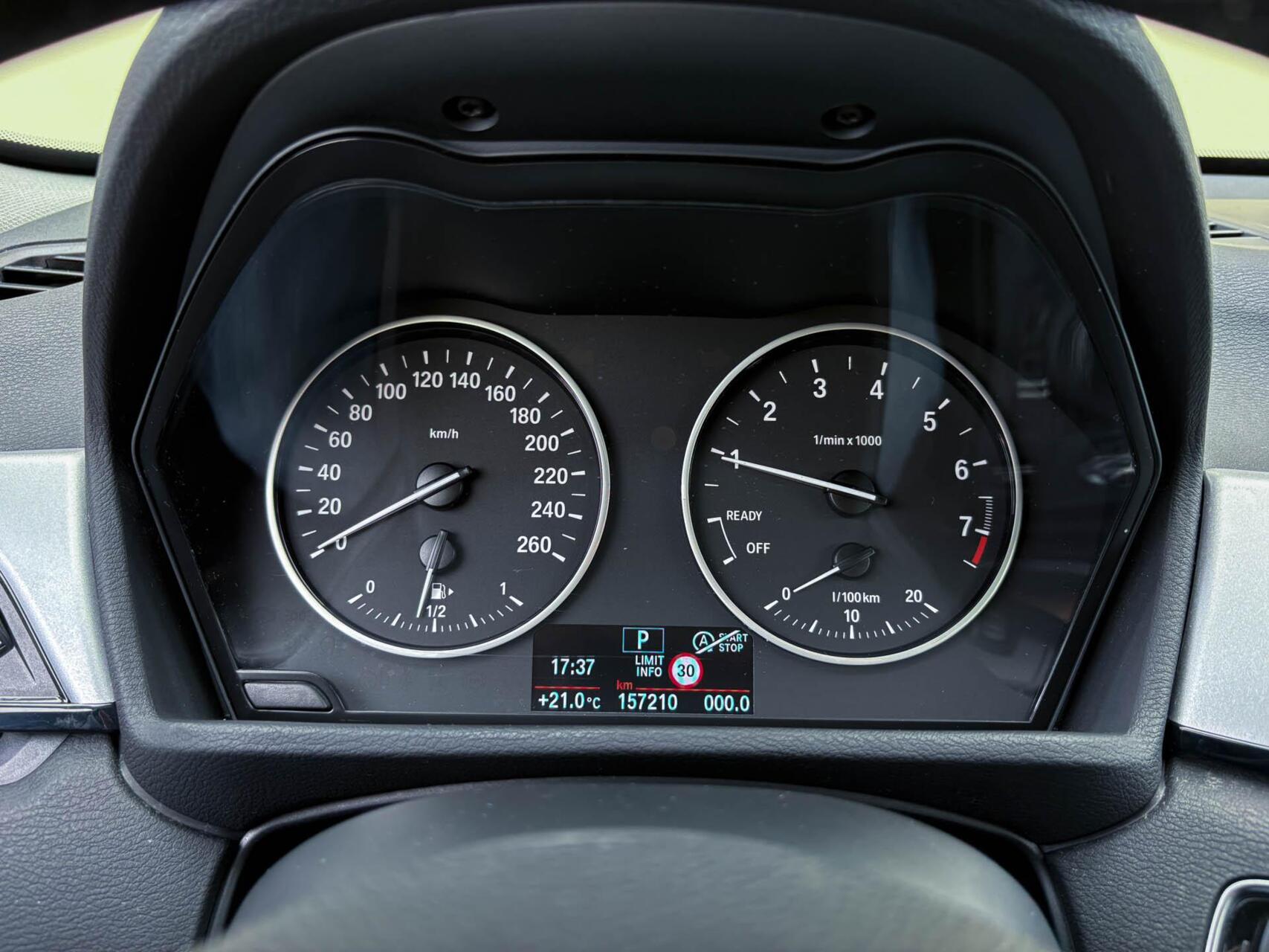 Foto van BMW X1 sDrive 18i