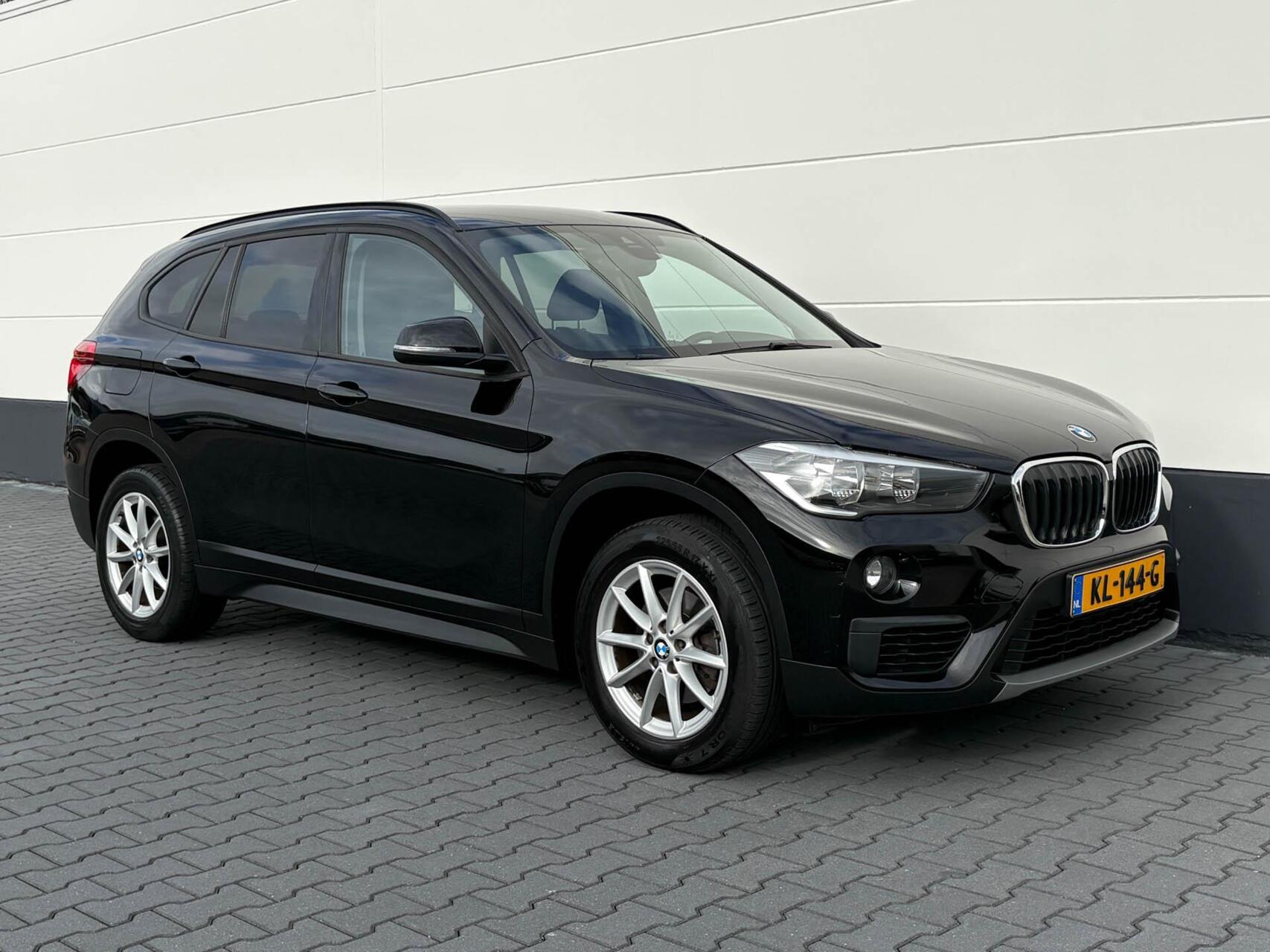 Foto van BMW X1 sDrive 18i