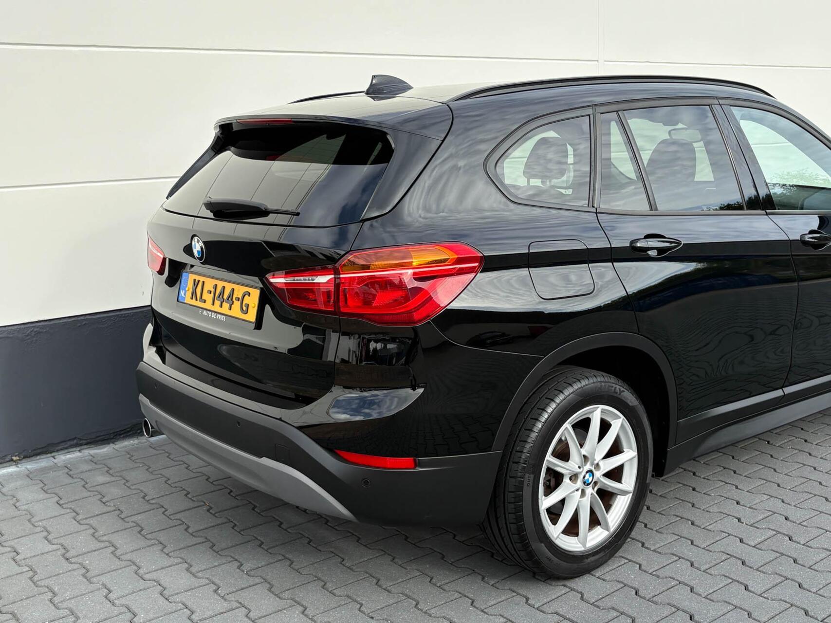 Foto van BMW X1 sDrive 18i