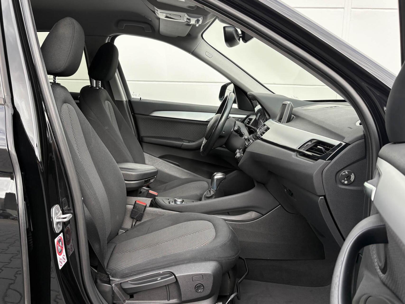Foto van BMW X1 sDrive 18i