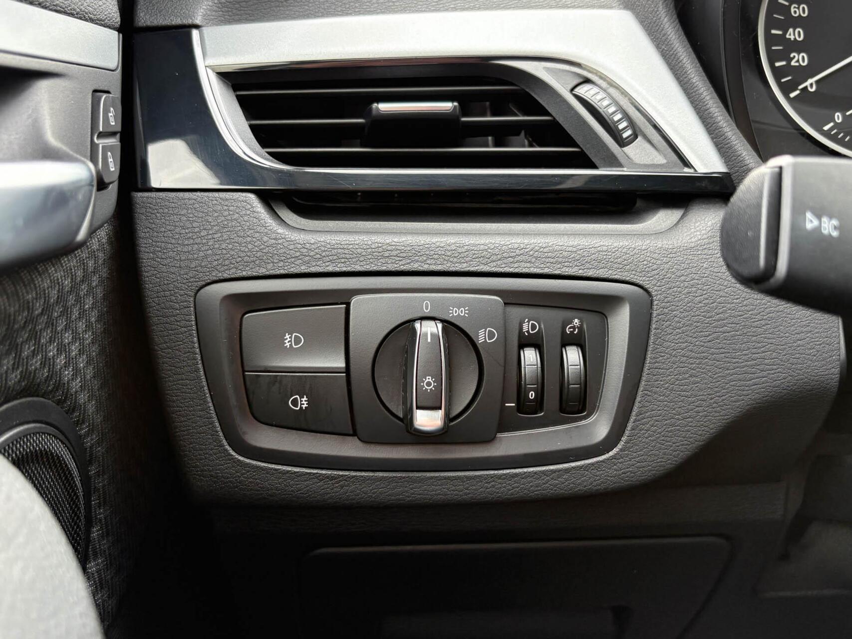 Foto van BMW X1 sDrive 18i