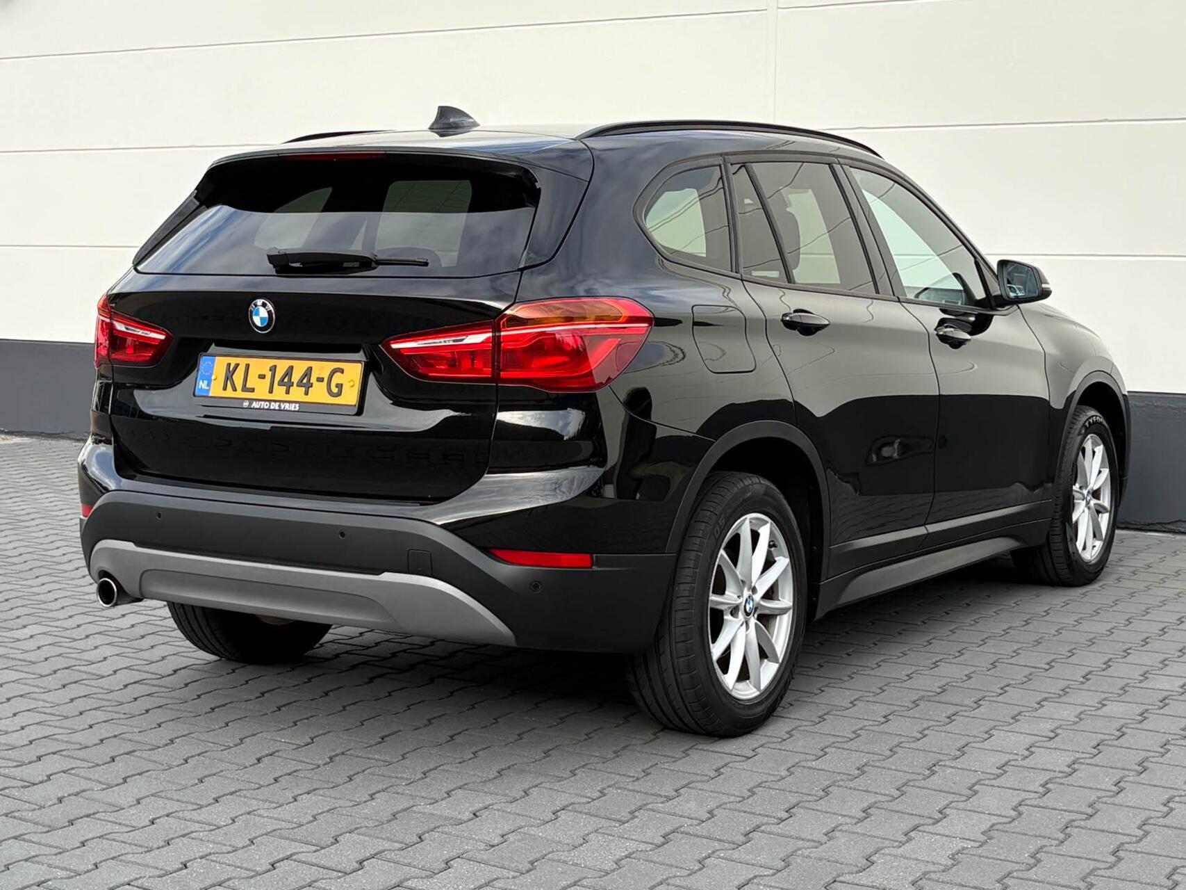 Foto van BMW X1 sDrive 18i