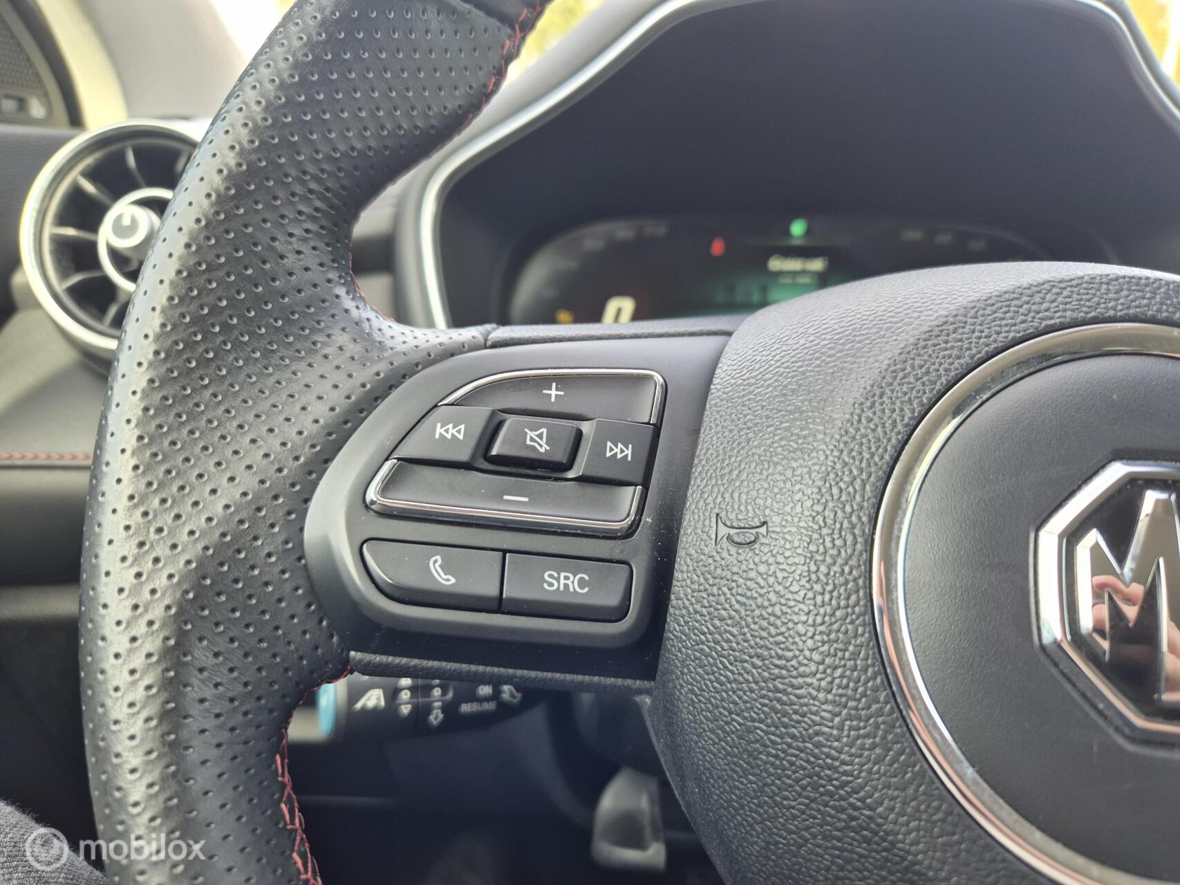 Foto van MG MG Rx6 Plug-in Hybrid