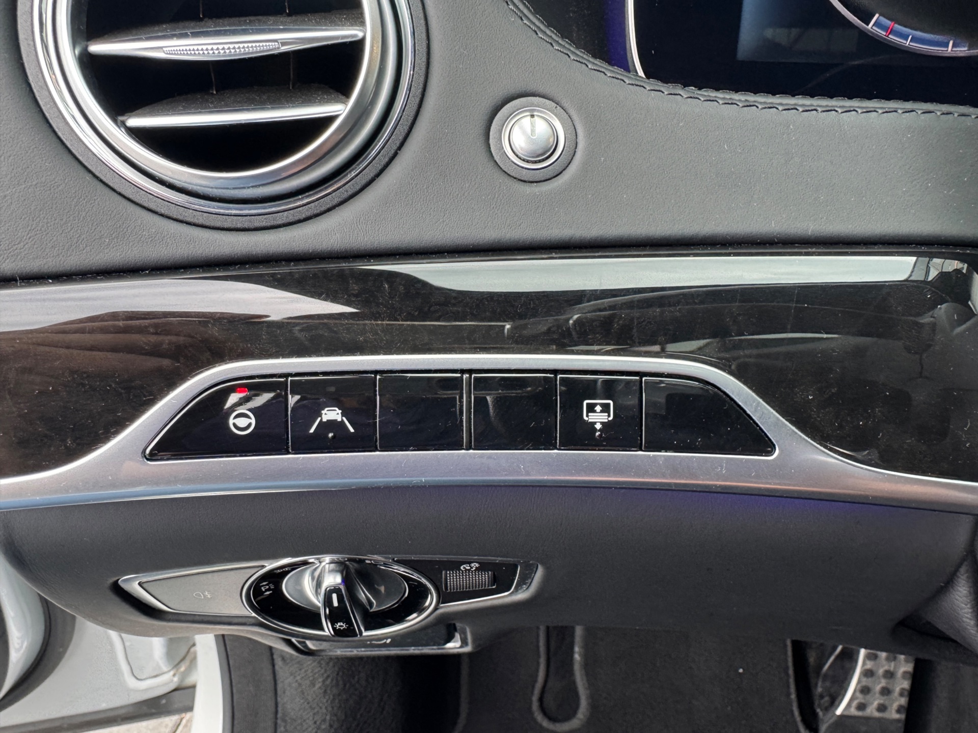 Foto van Mercedes-Benz S 400 D 4Matic