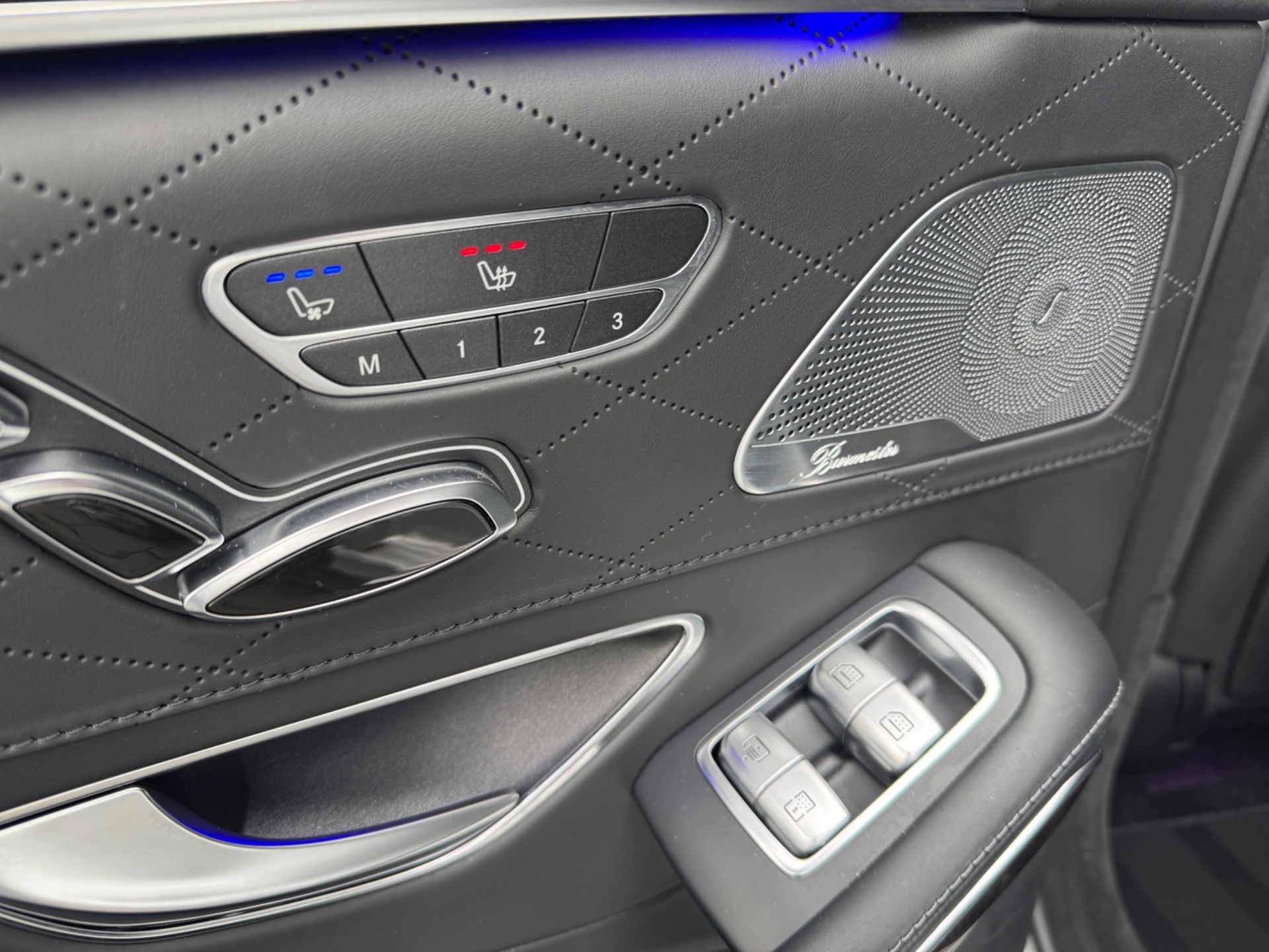 Foto van Mercedes-Benz S 400 D 4Matic