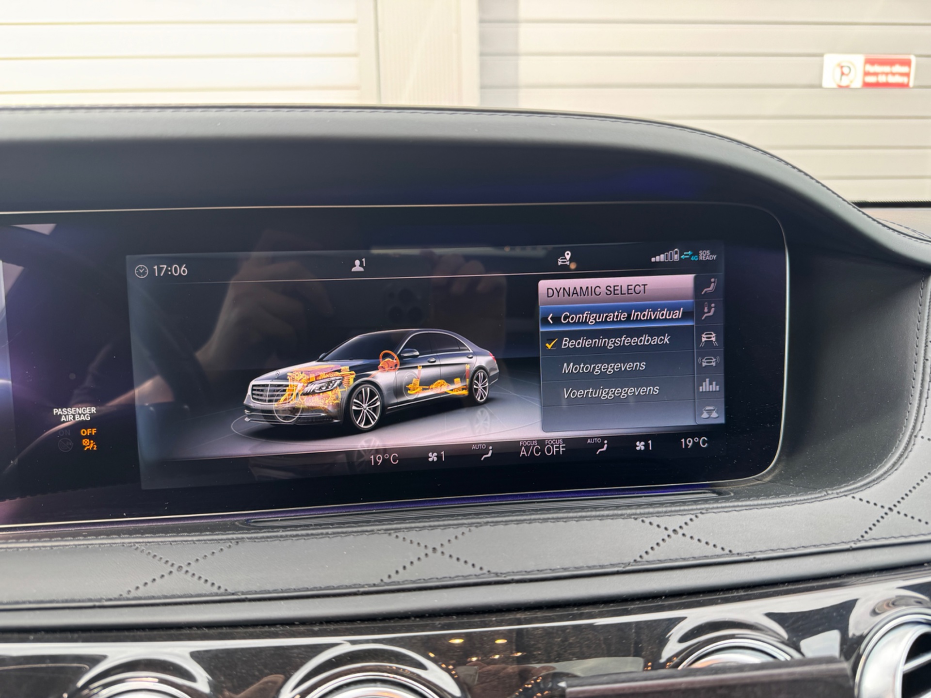 Foto van Mercedes-Benz S 400 D 4Matic