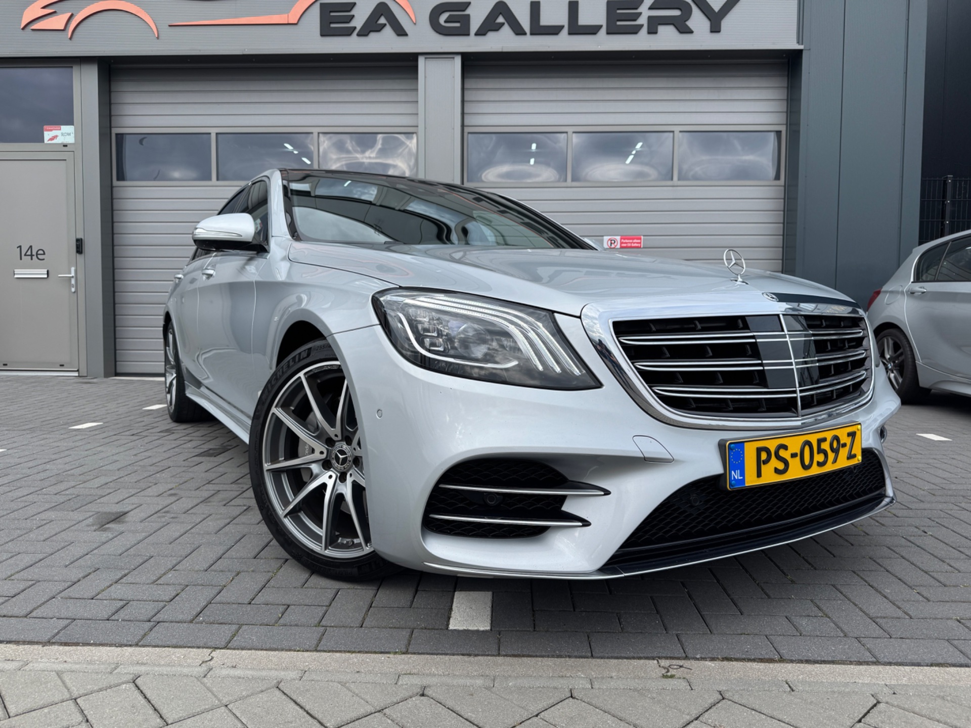 Foto van Mercedes-Benz S 400 D 4Matic