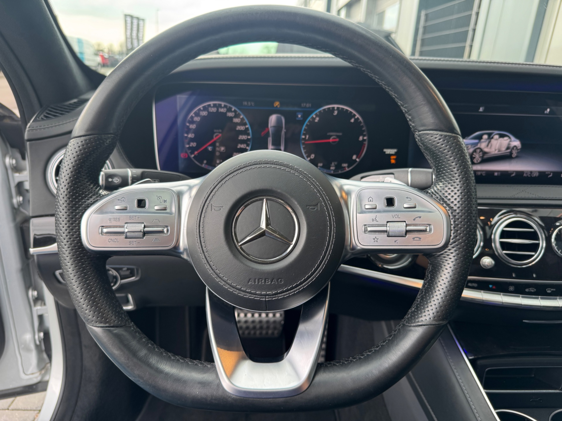 Foto van Mercedes-Benz S 400 D 4Matic