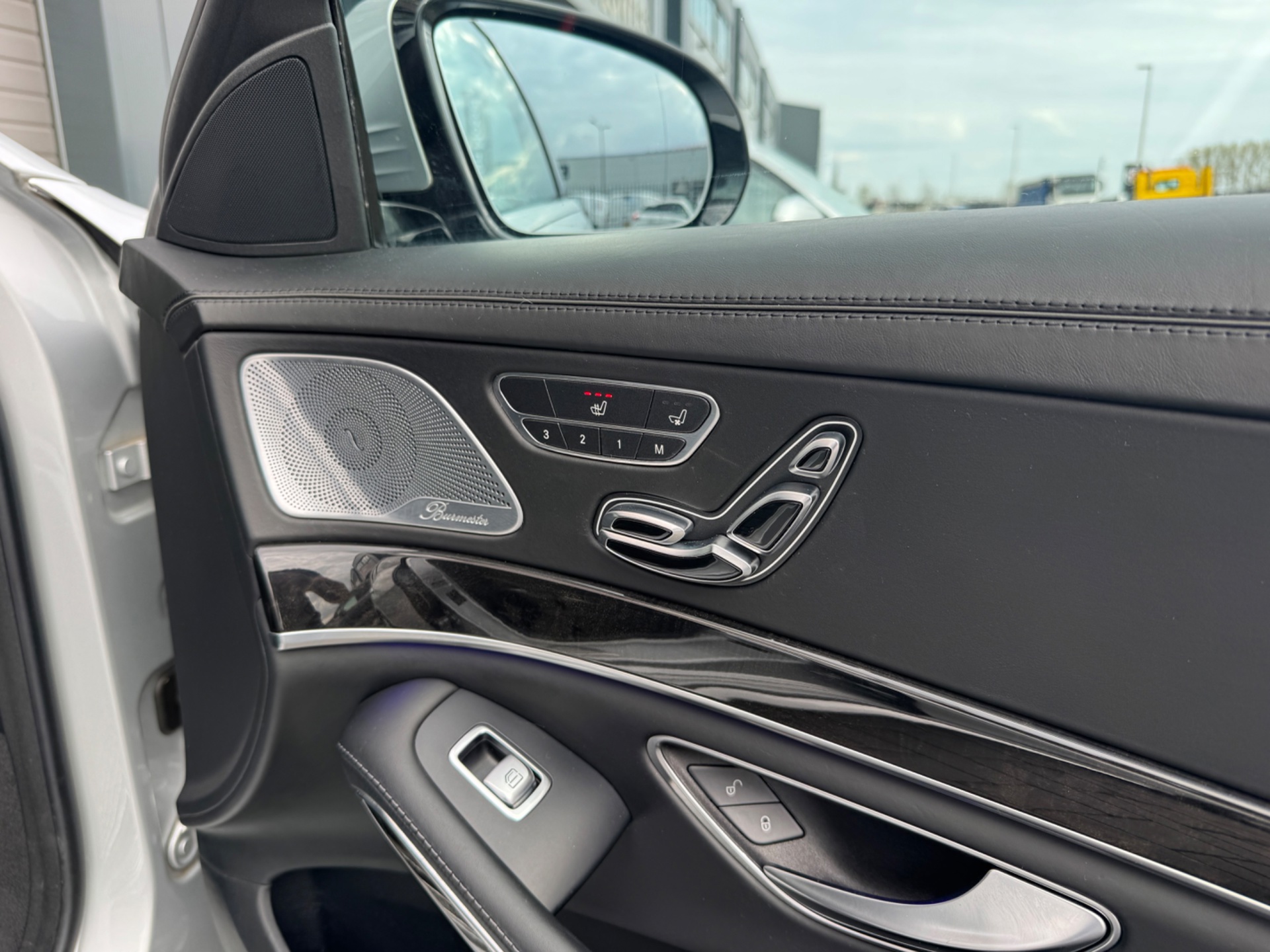 Foto van Mercedes-Benz S 400 D 4Matic