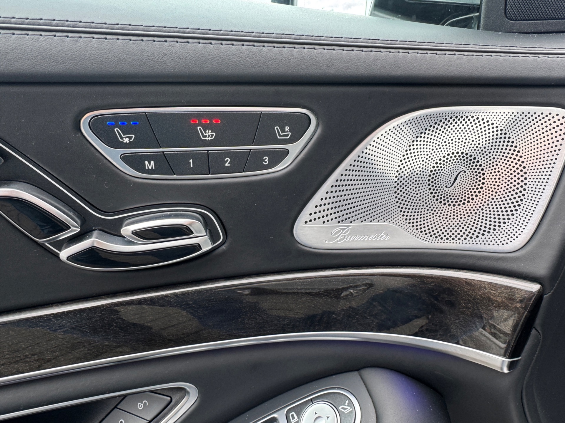 Foto van Mercedes-Benz S 400 D 4Matic