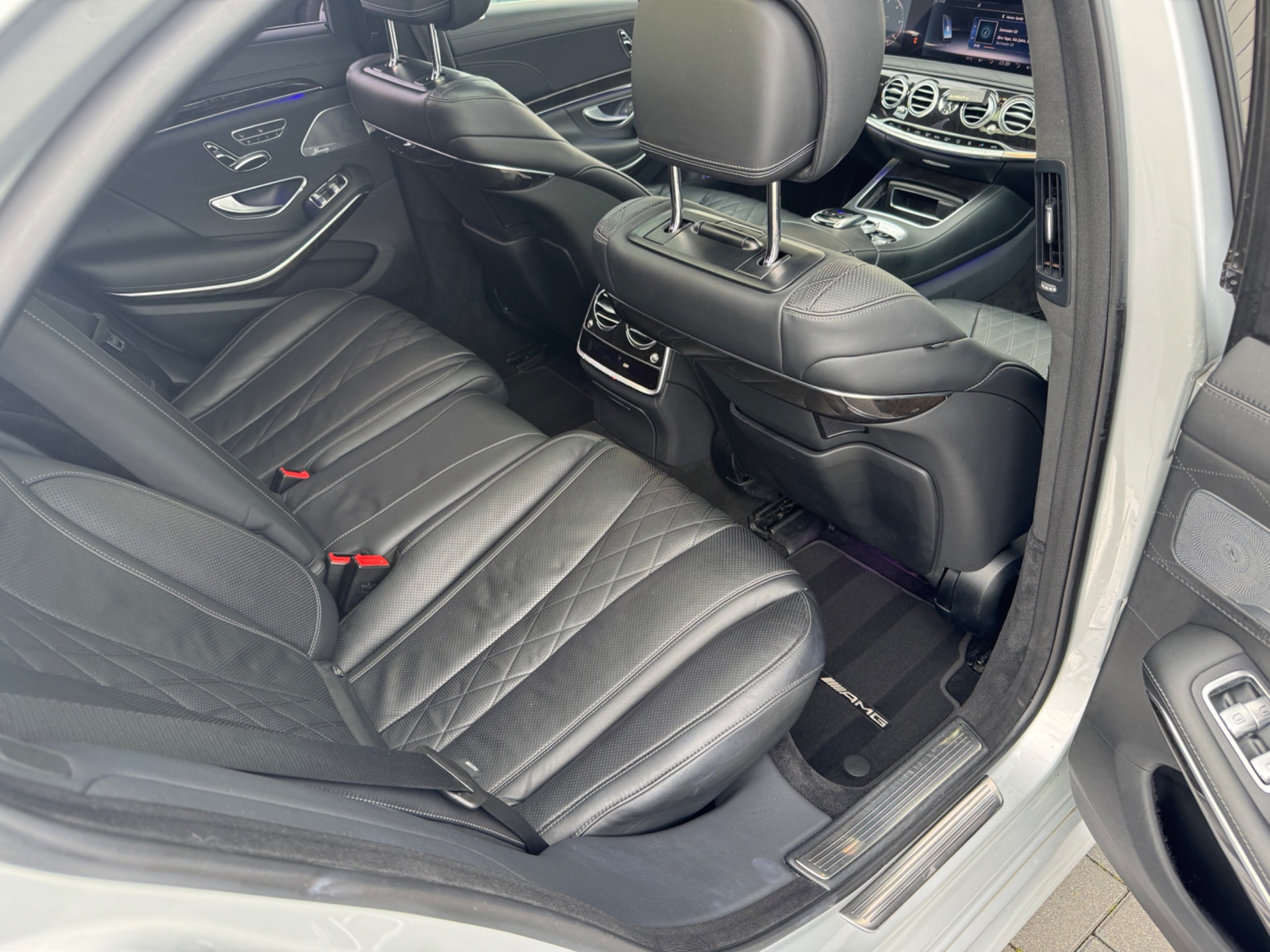 Foto van Mercedes-Benz S 400 D 4Matic