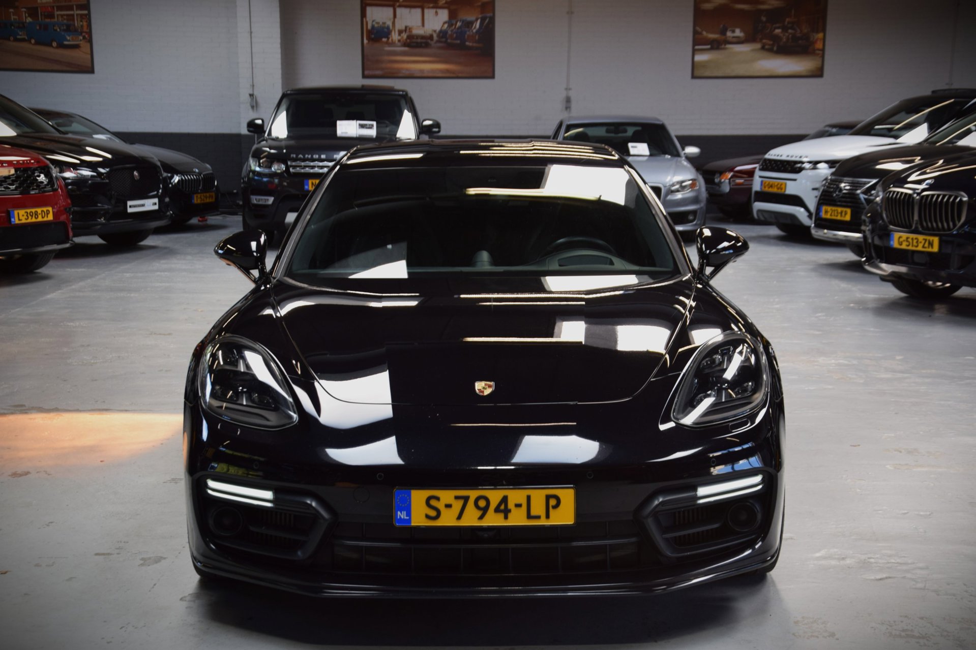Foto van Porsche Panamera 4 E-hybrid