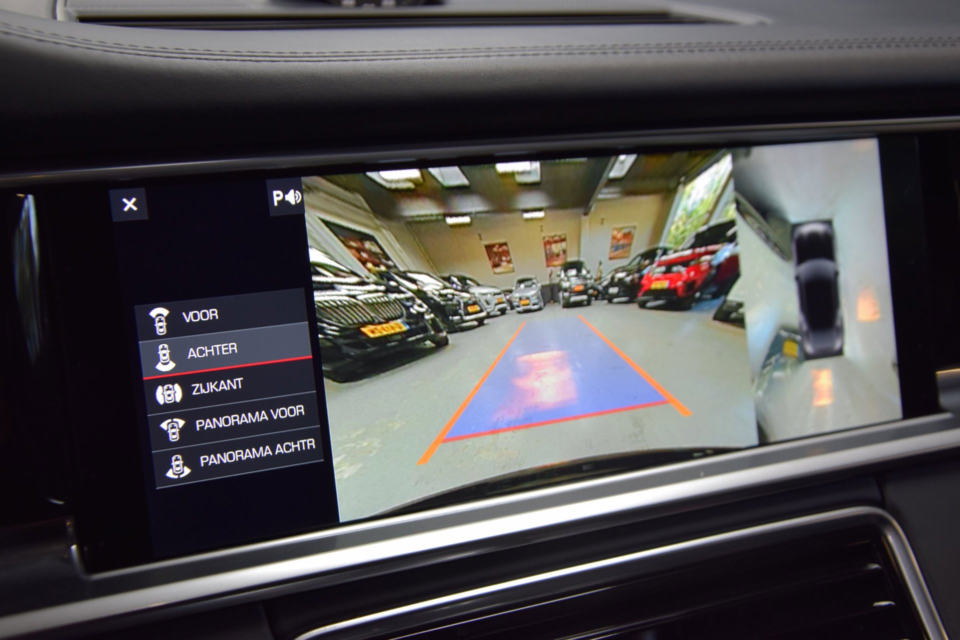 Foto van Porsche Panamera 4 E-hybrid