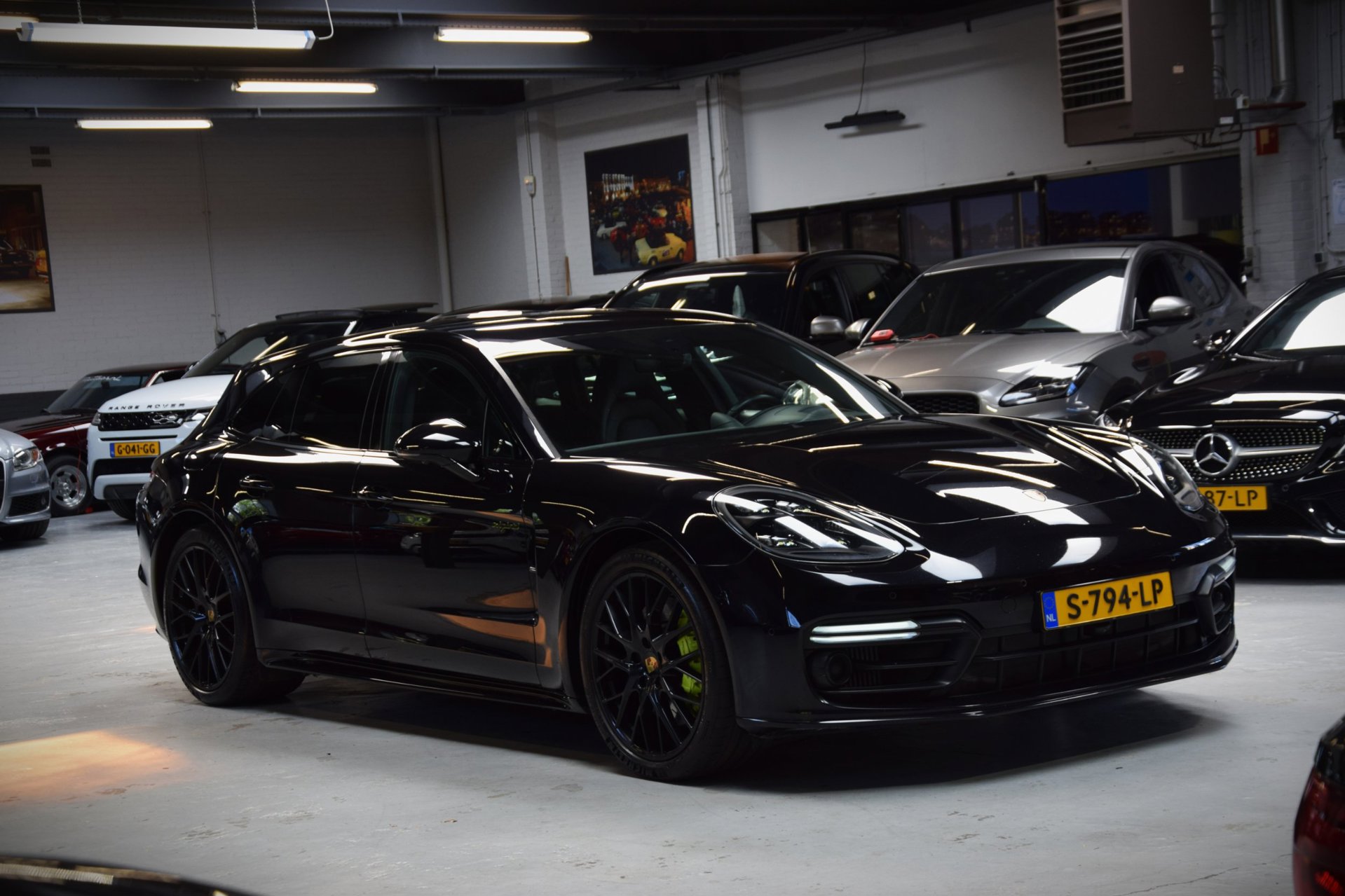 Foto van Porsche Panamera 4 E-hybrid