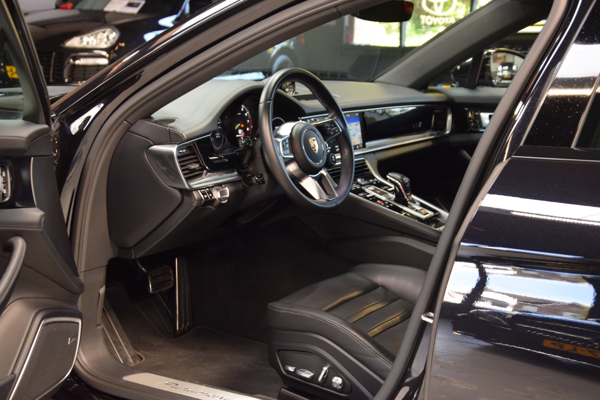 Foto van Porsche Panamera 4 E-hybrid