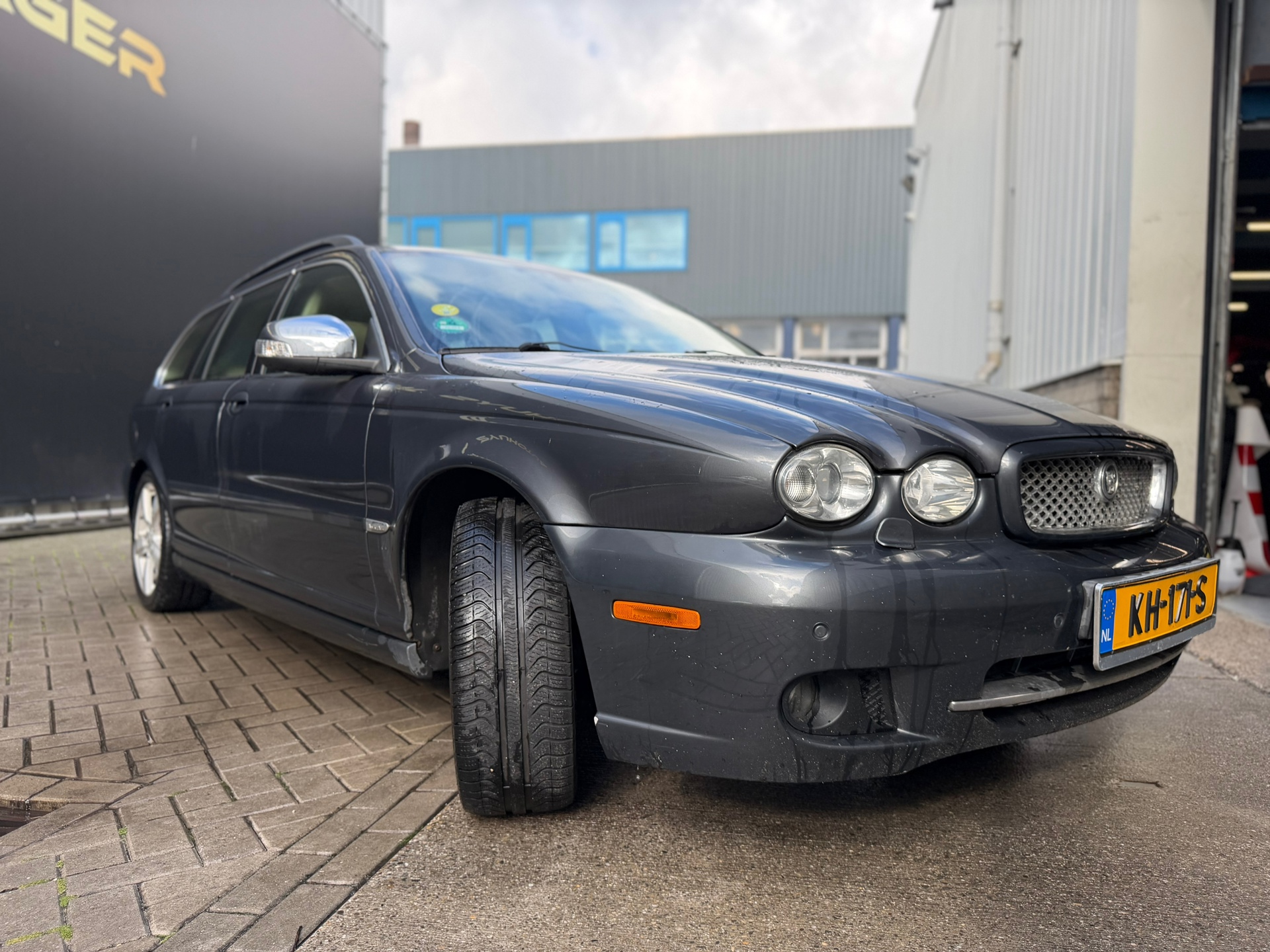 Foto van Jaguar X-type 2.5 V6 Executive