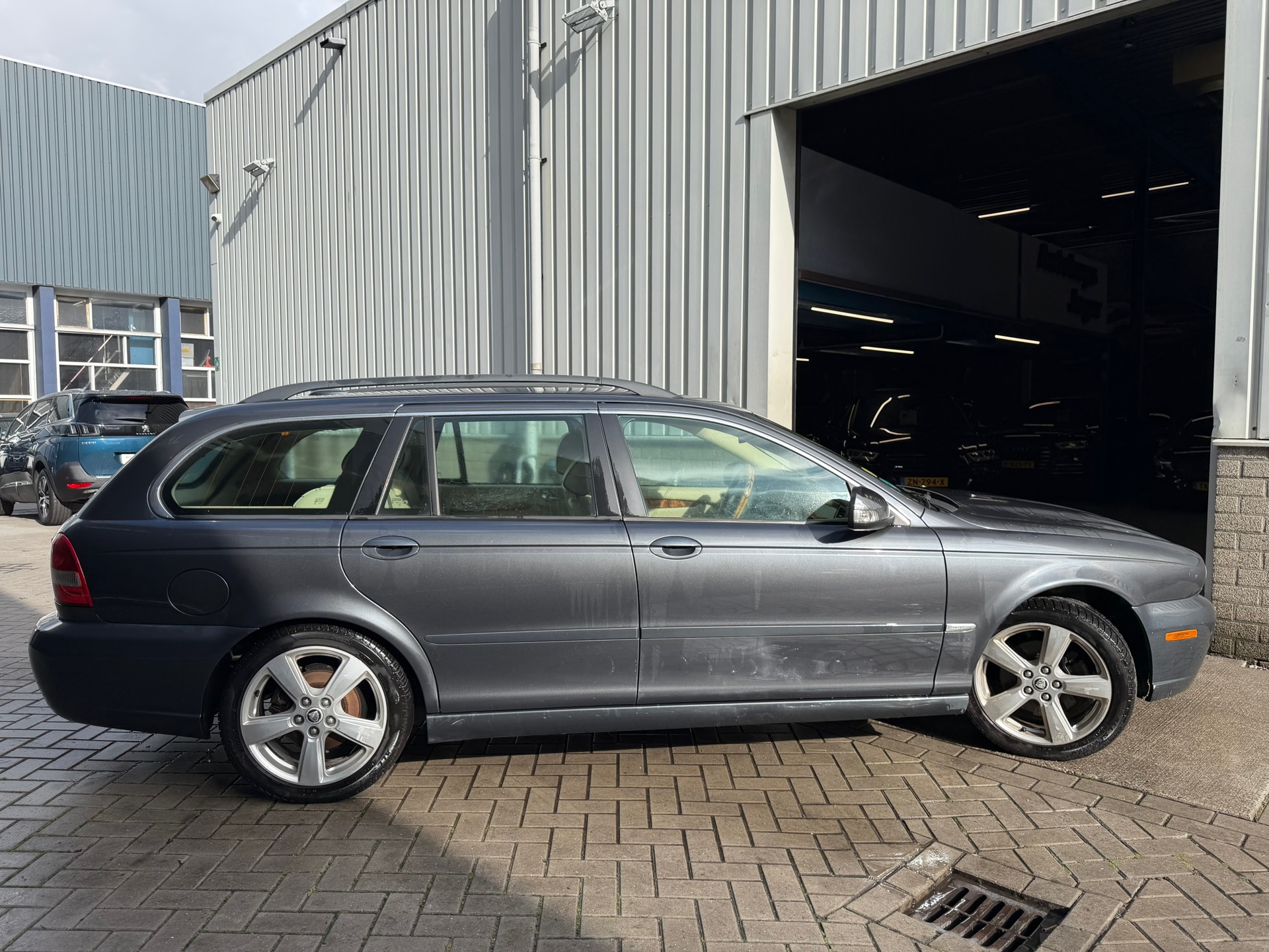 Foto van Jaguar X-type 2.5 V6 Executive