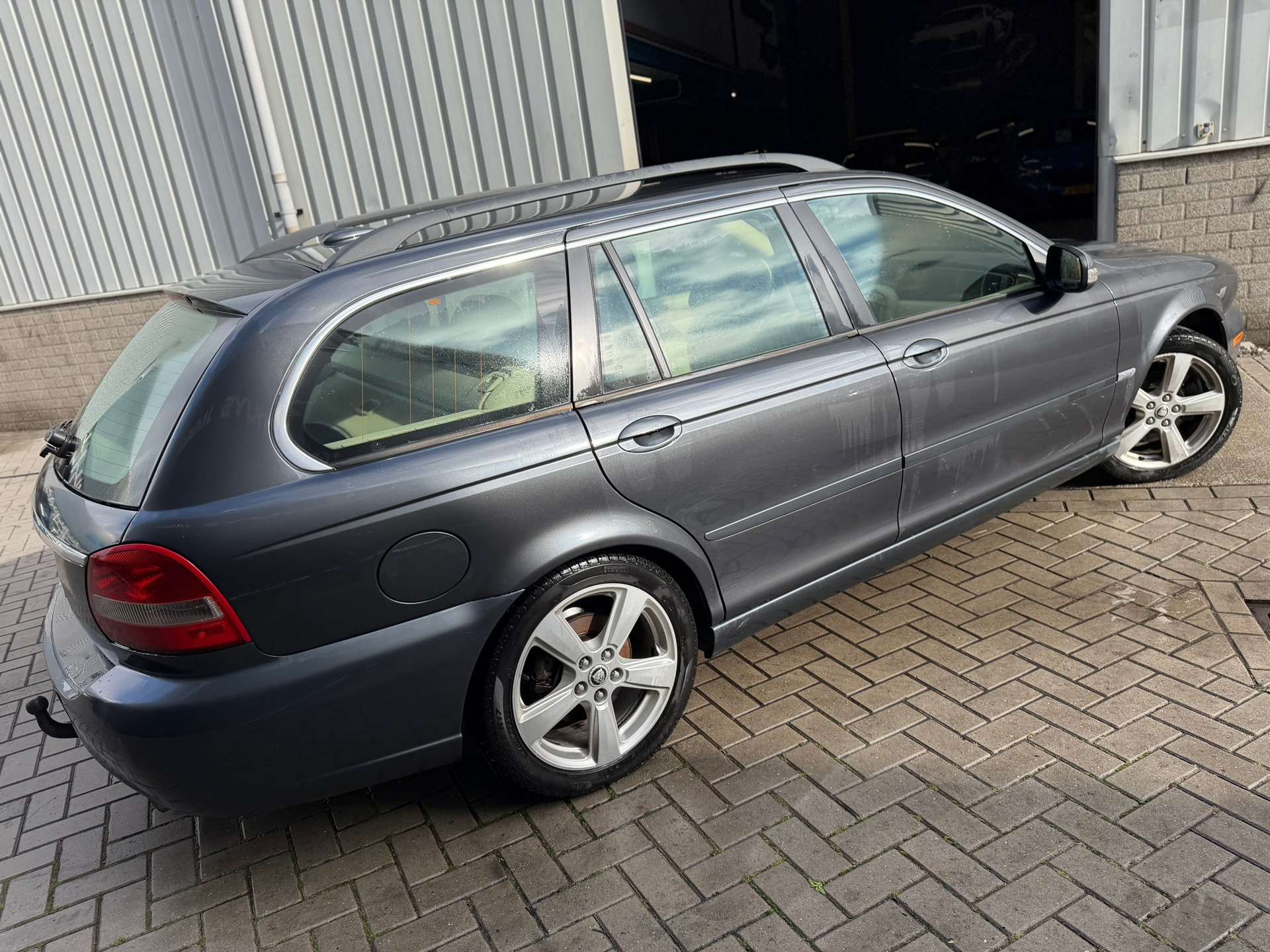 Foto van Jaguar X-type 2.5 V6 Executive