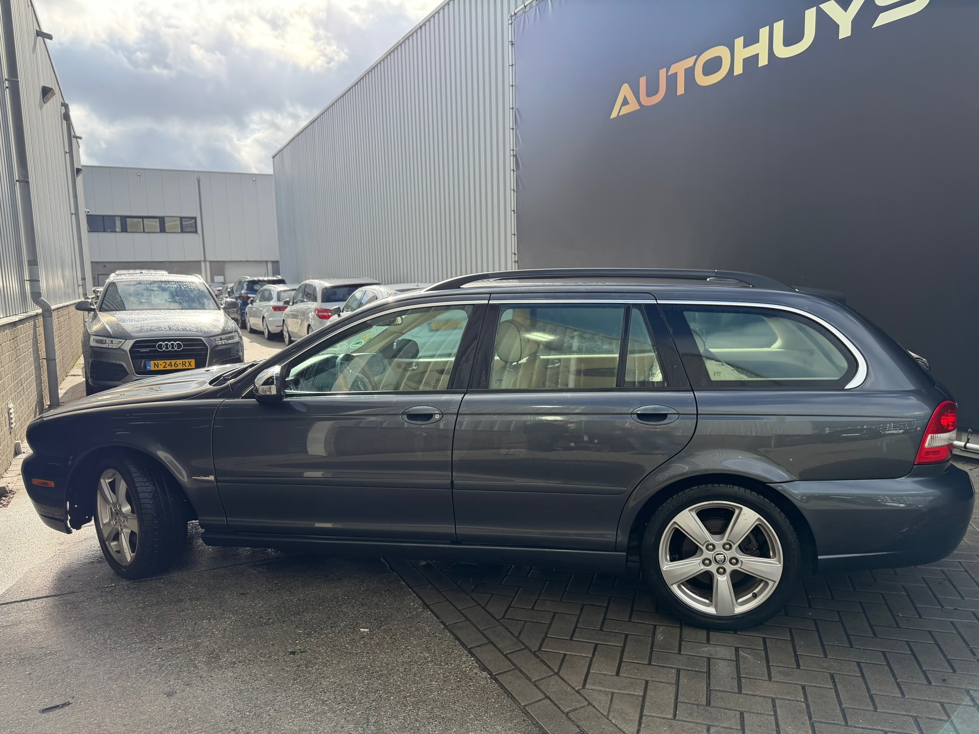 Foto van Jaguar X-type 2.5 V6 Executive