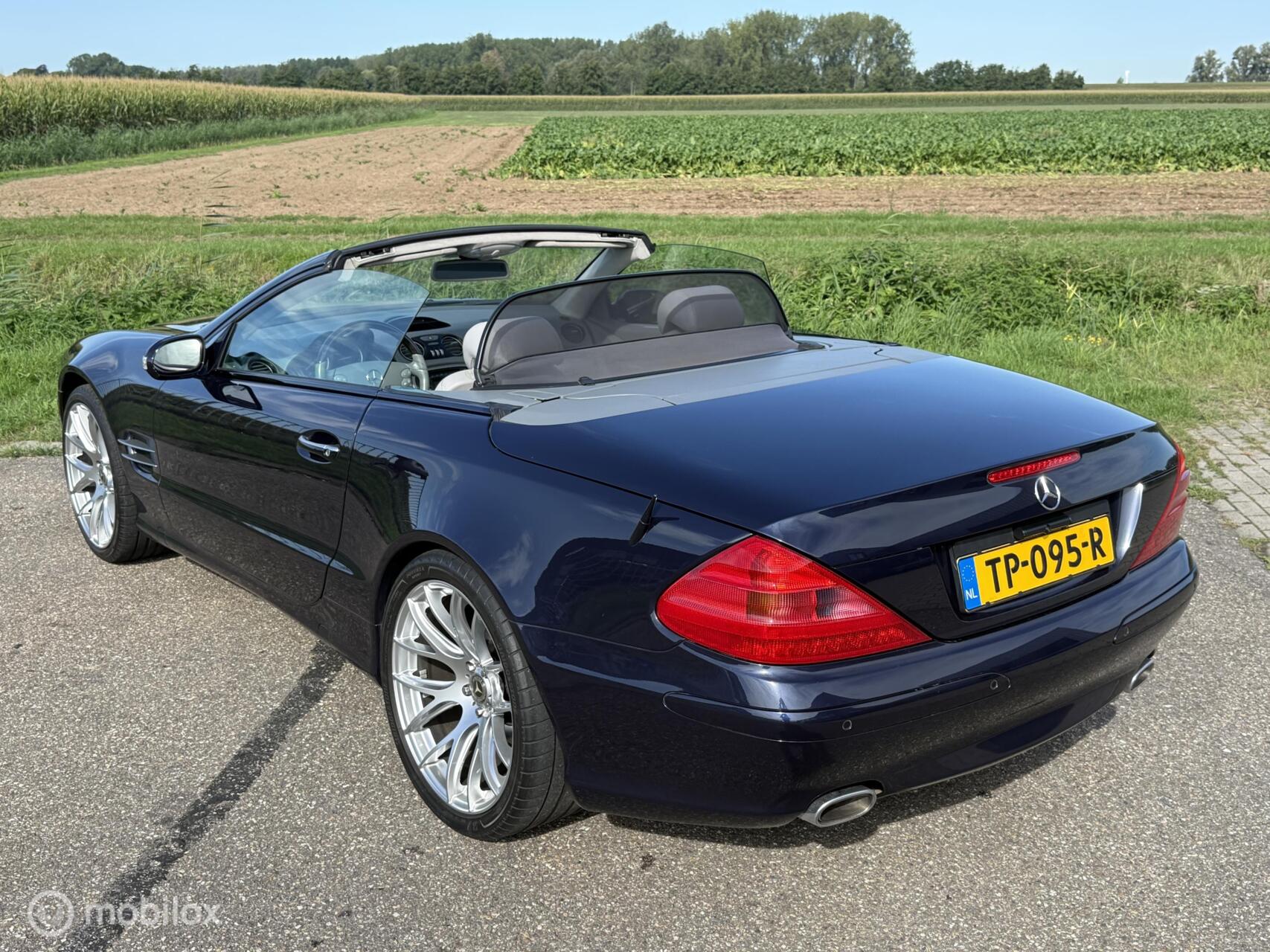 Foto van Mercedes-Benz SL 350