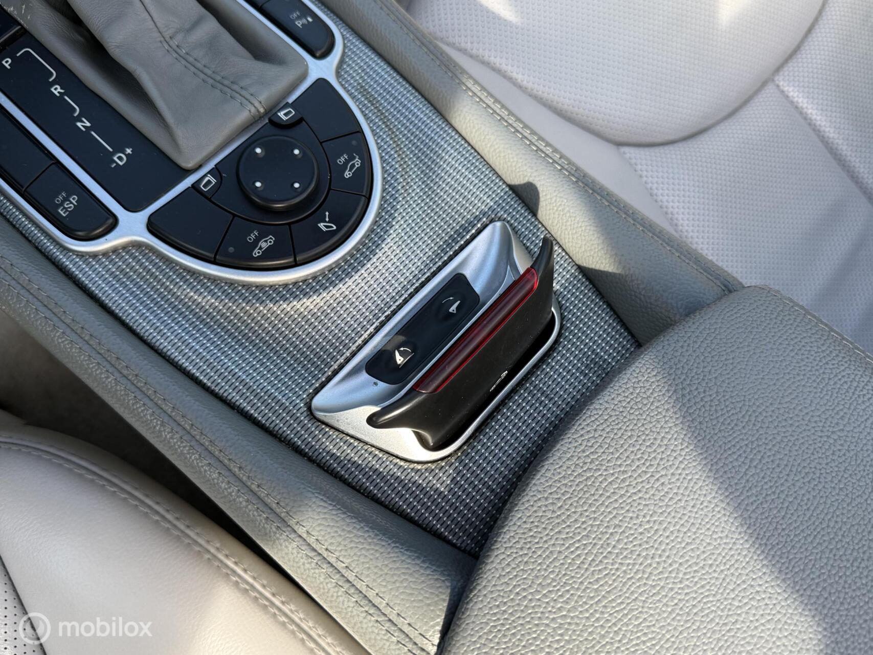 Foto van Mercedes-Benz SL 350