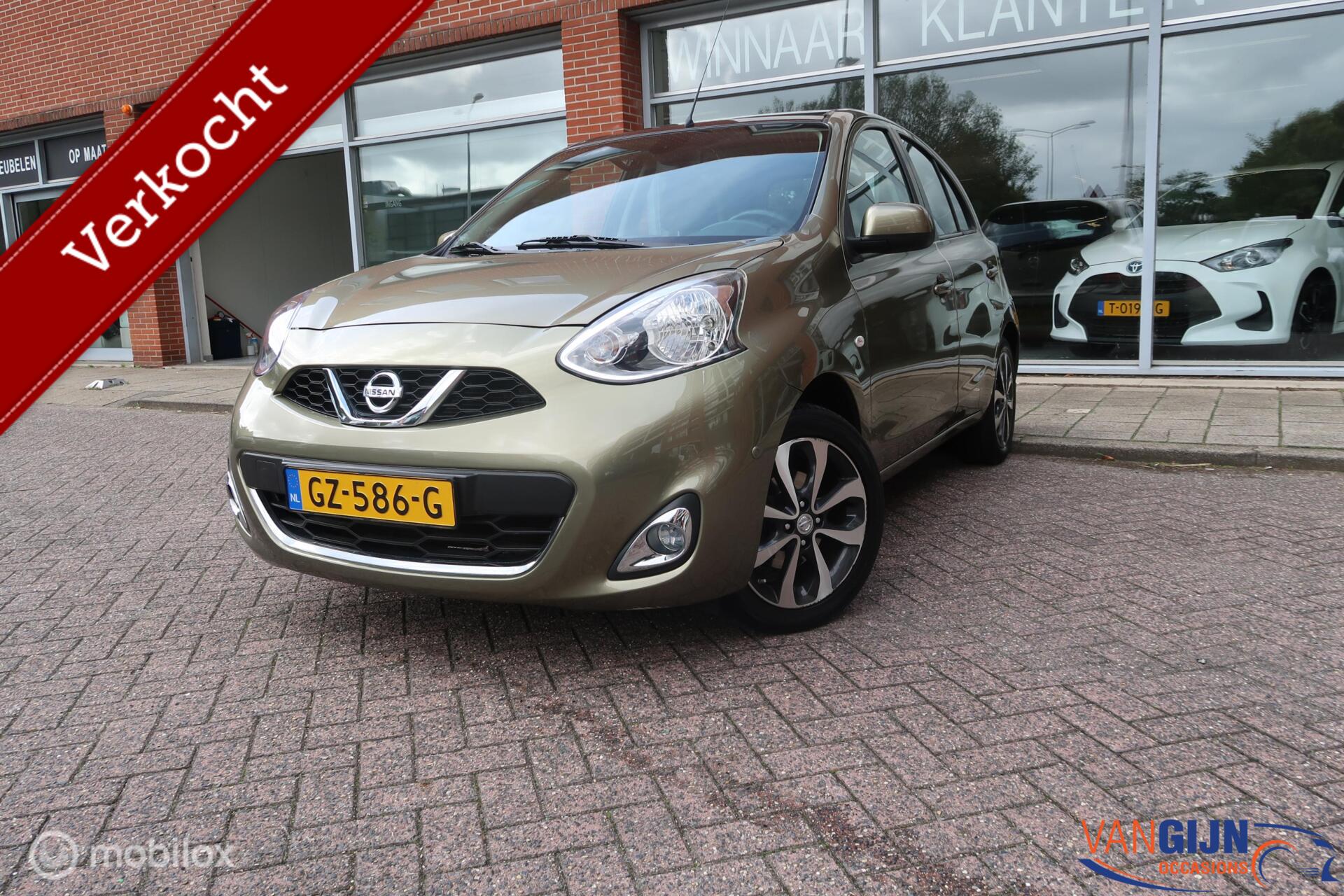Nissan Nissan Micra 1.2 DIG-S Tekna Pano Navi Airco Automaat 2015 - voorkant