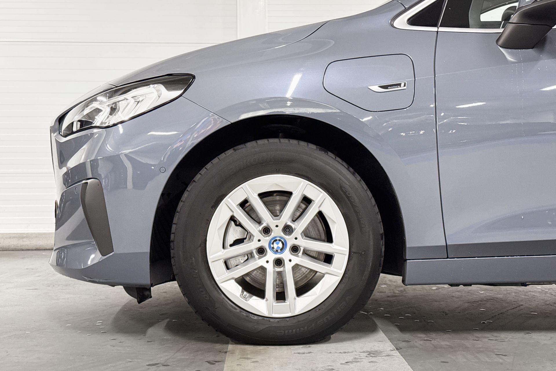 Foto van BMW 225e xDrive Active Tourer