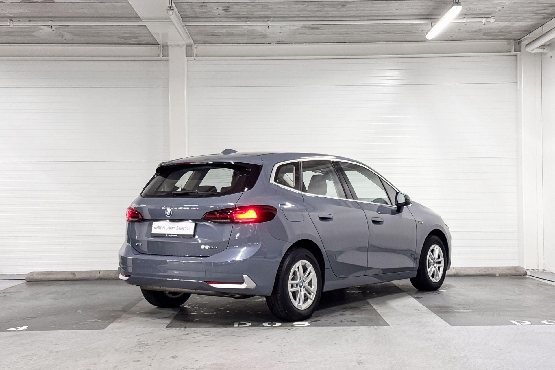 Foto van BMW 225e xDrive Active Tourer