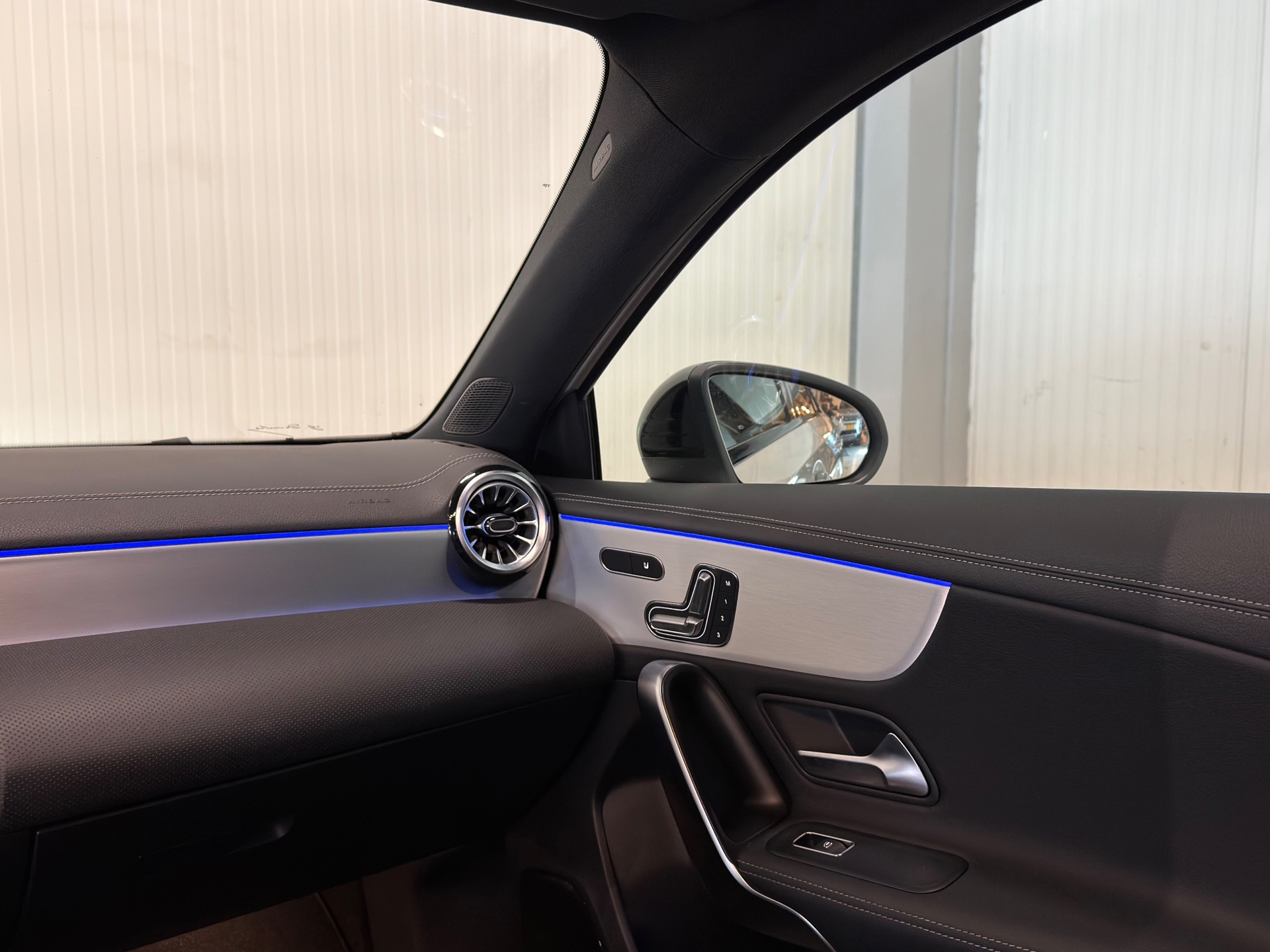 Foto van Mercedes-Benz A 250 E