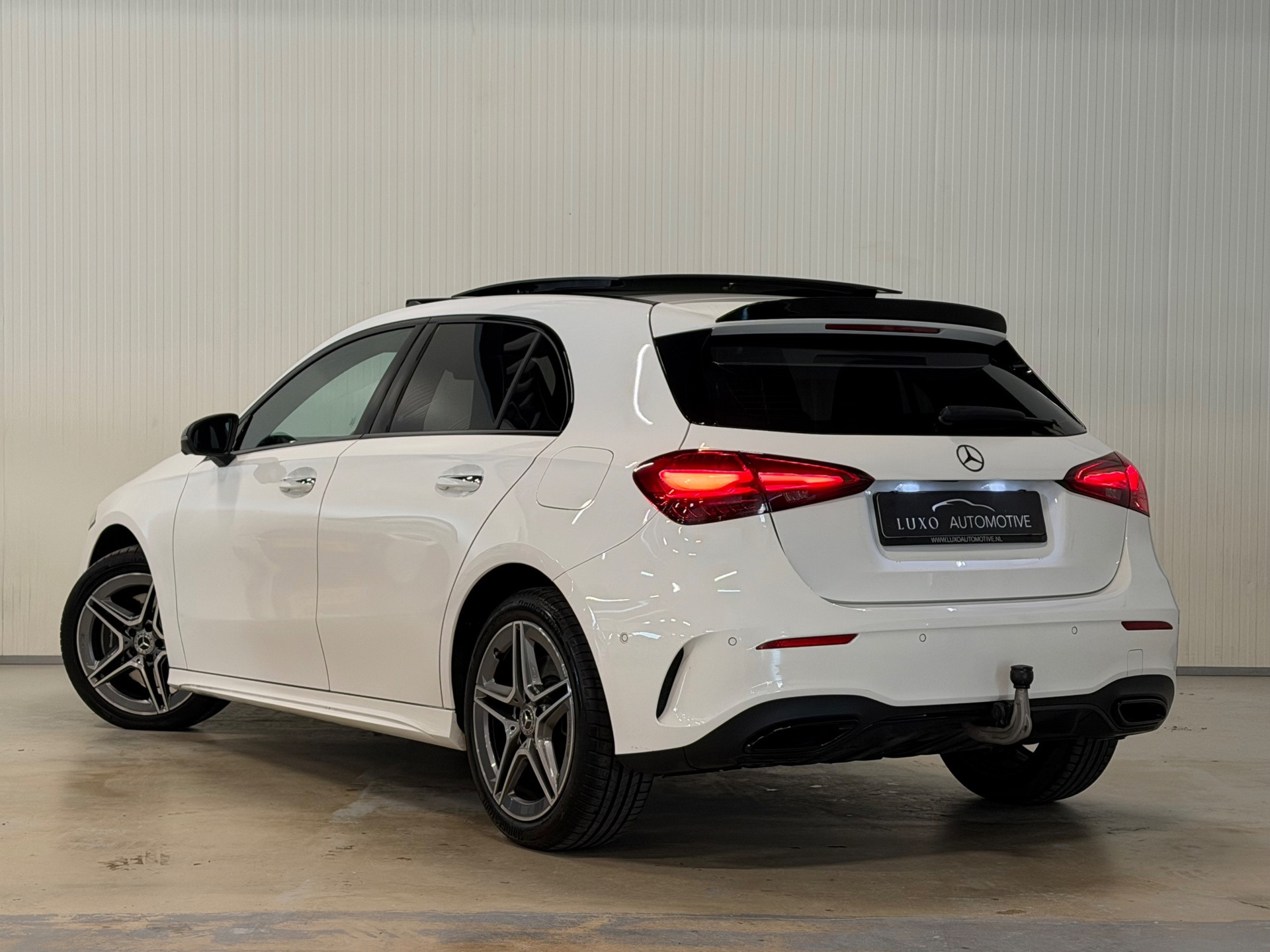 Foto van Mercedes-Benz A 250 E