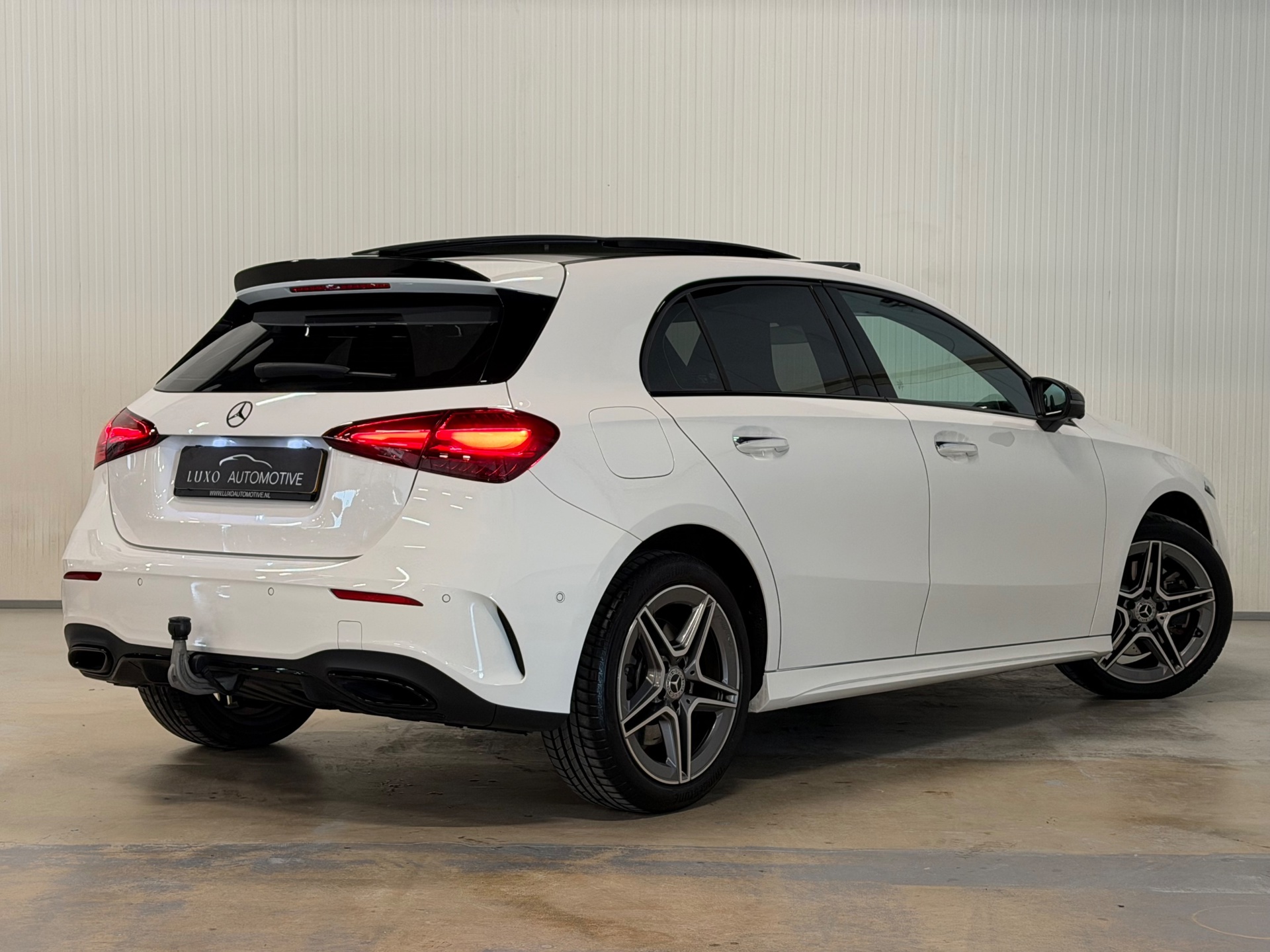 Foto van Mercedes-Benz A 250 E