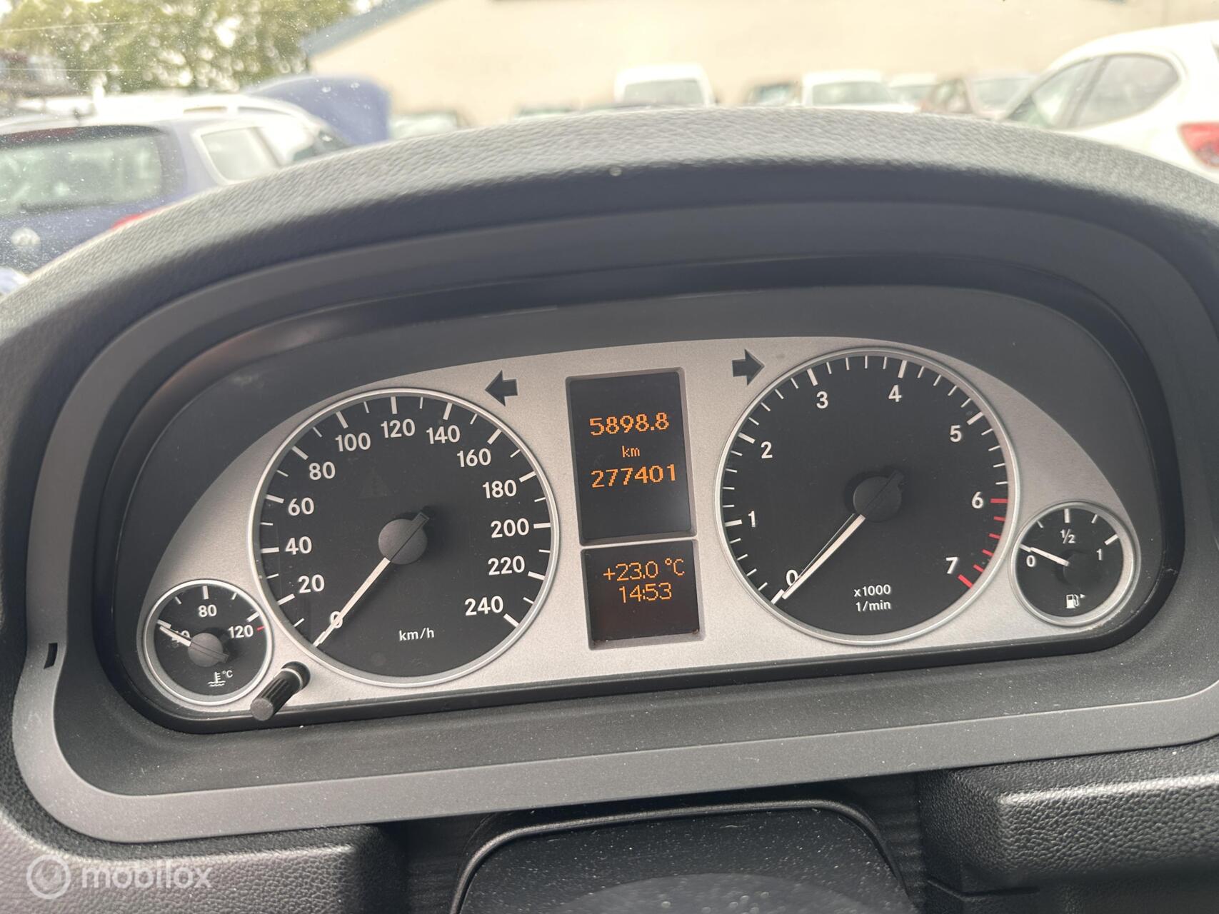 Foto van Mercedes-Benz B 160