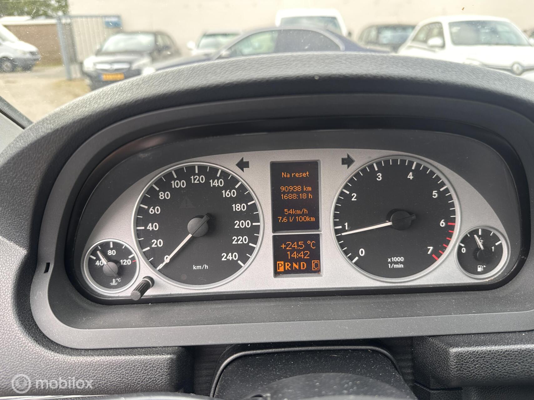 Foto van Mercedes-Benz B 160
