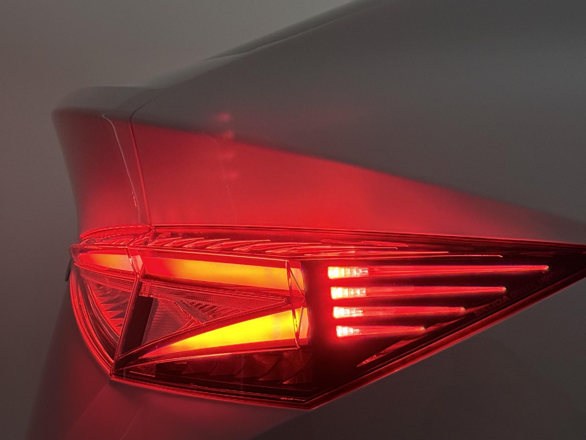 Foto van Skoda Enyaq 80