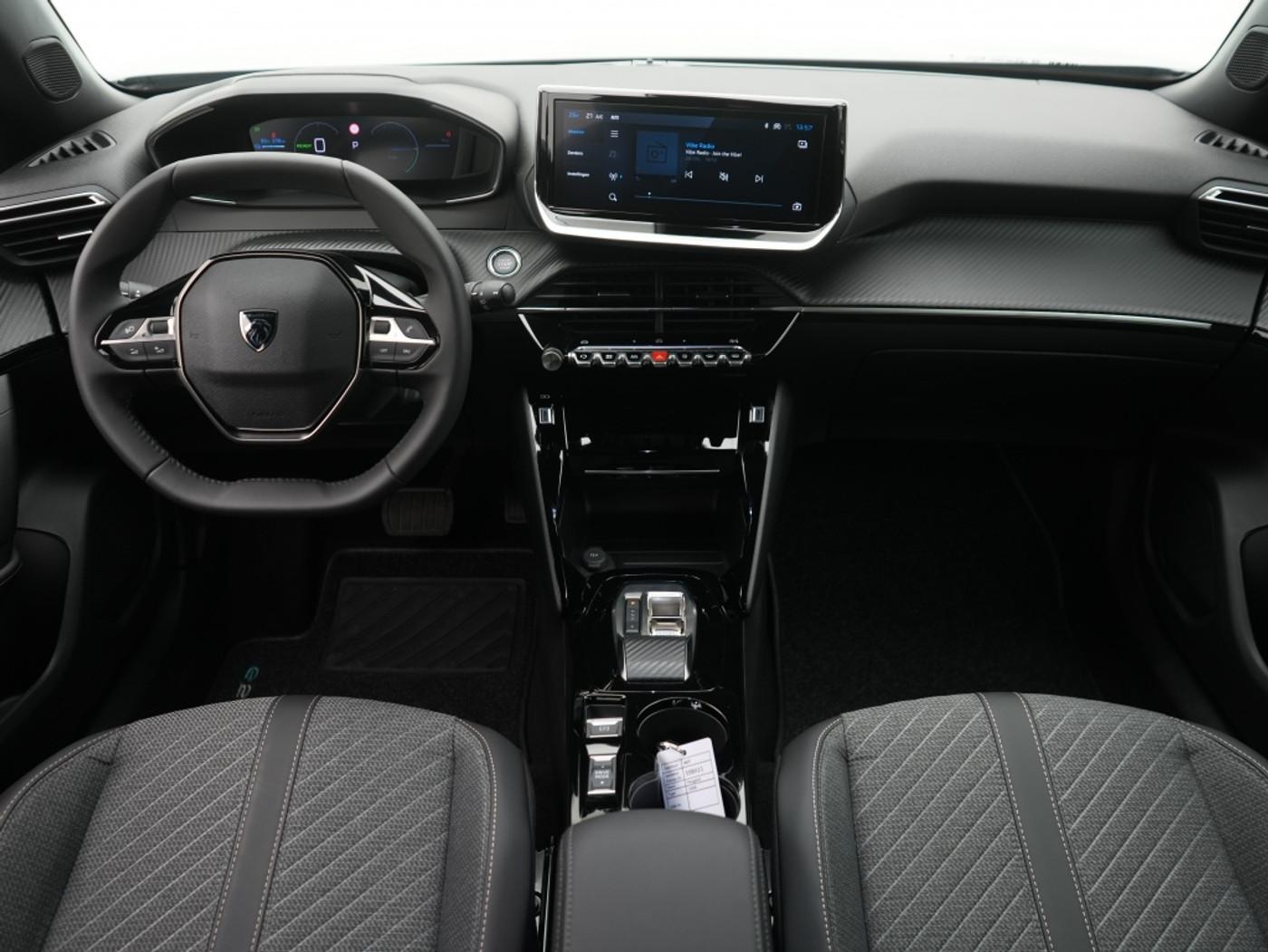 Foto van Peugeot E-2008