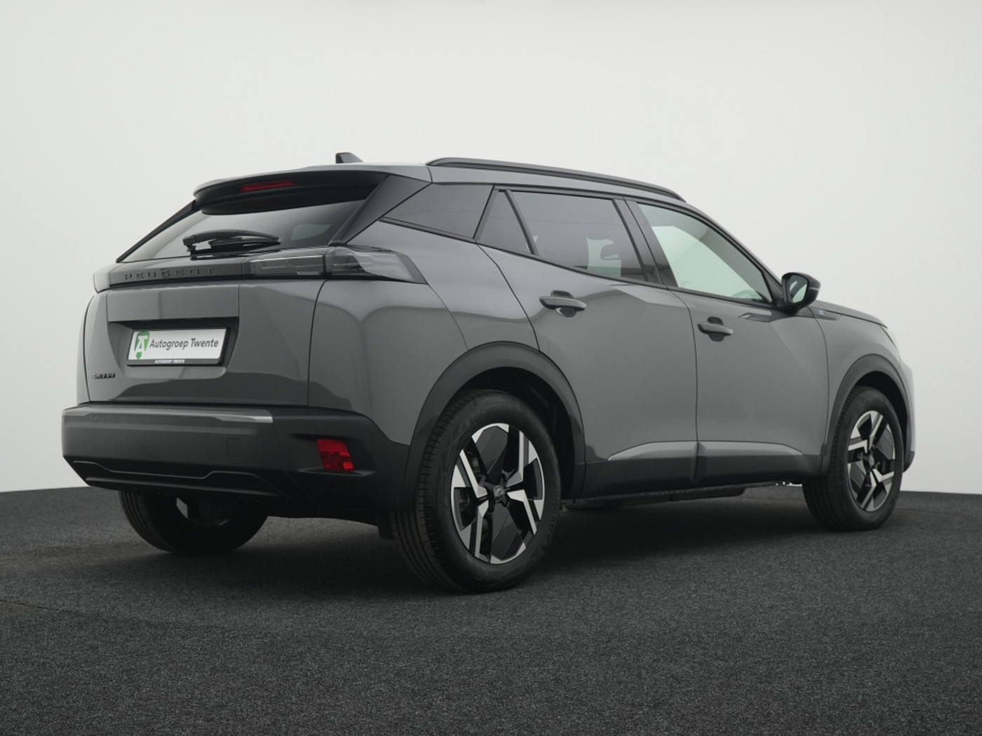 Foto van Peugeot E-2008