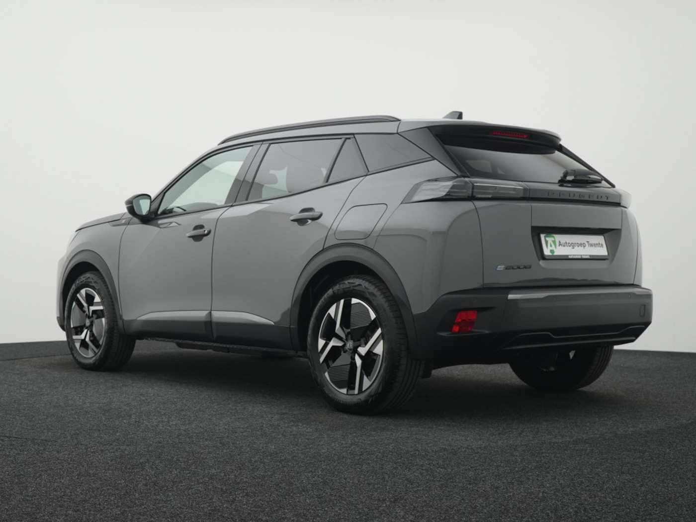 Foto van Peugeot E-2008