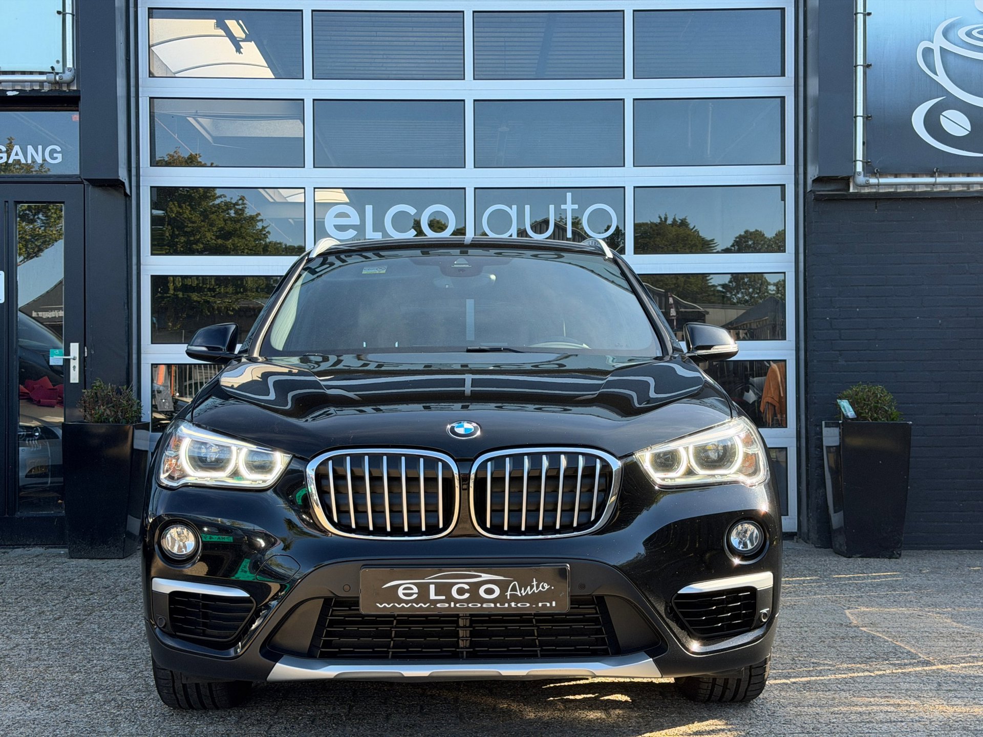 Foto van BMW X1 Sdrive18i